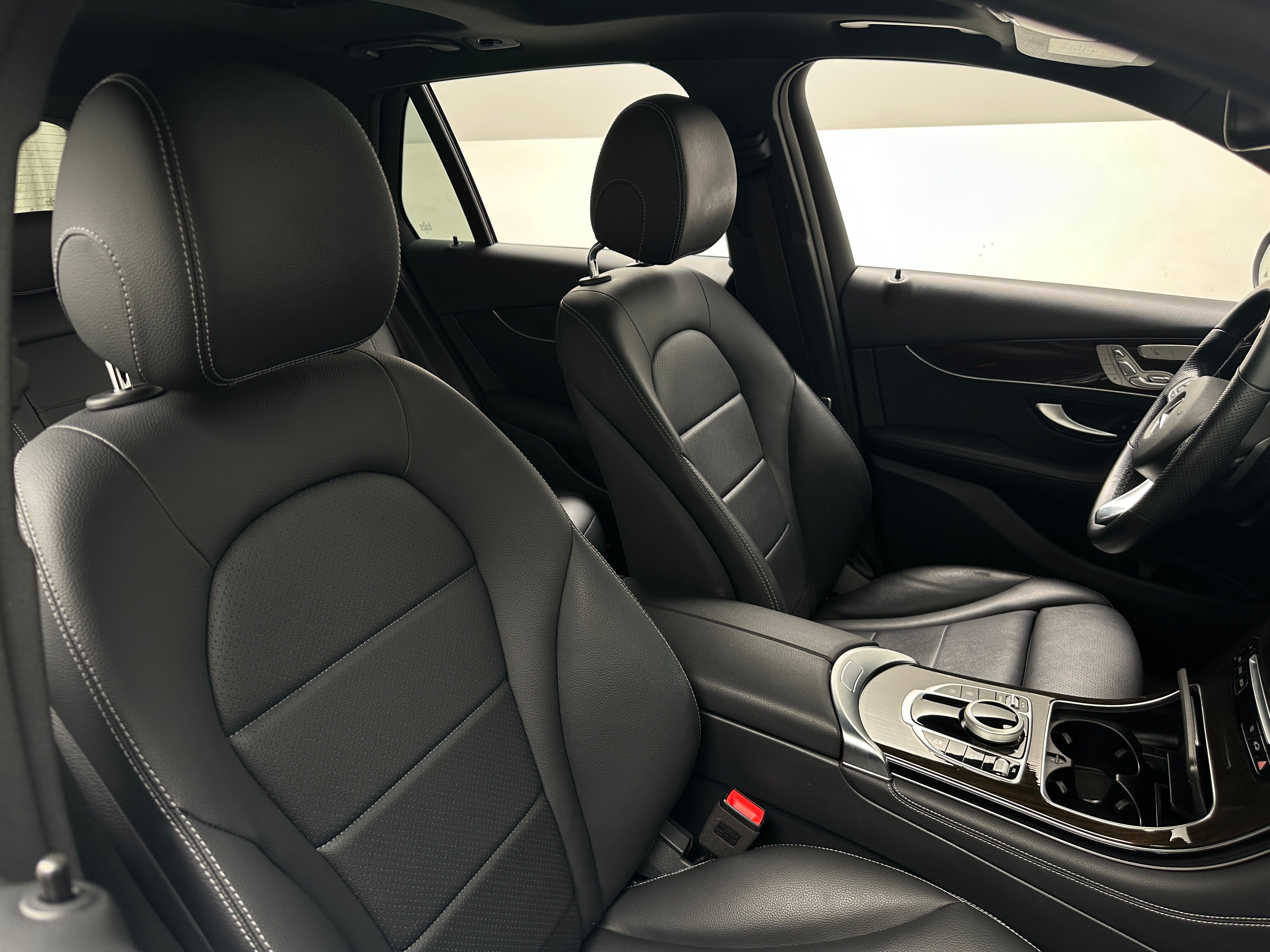 2019 Mercedes-Benz GLC GLC300
