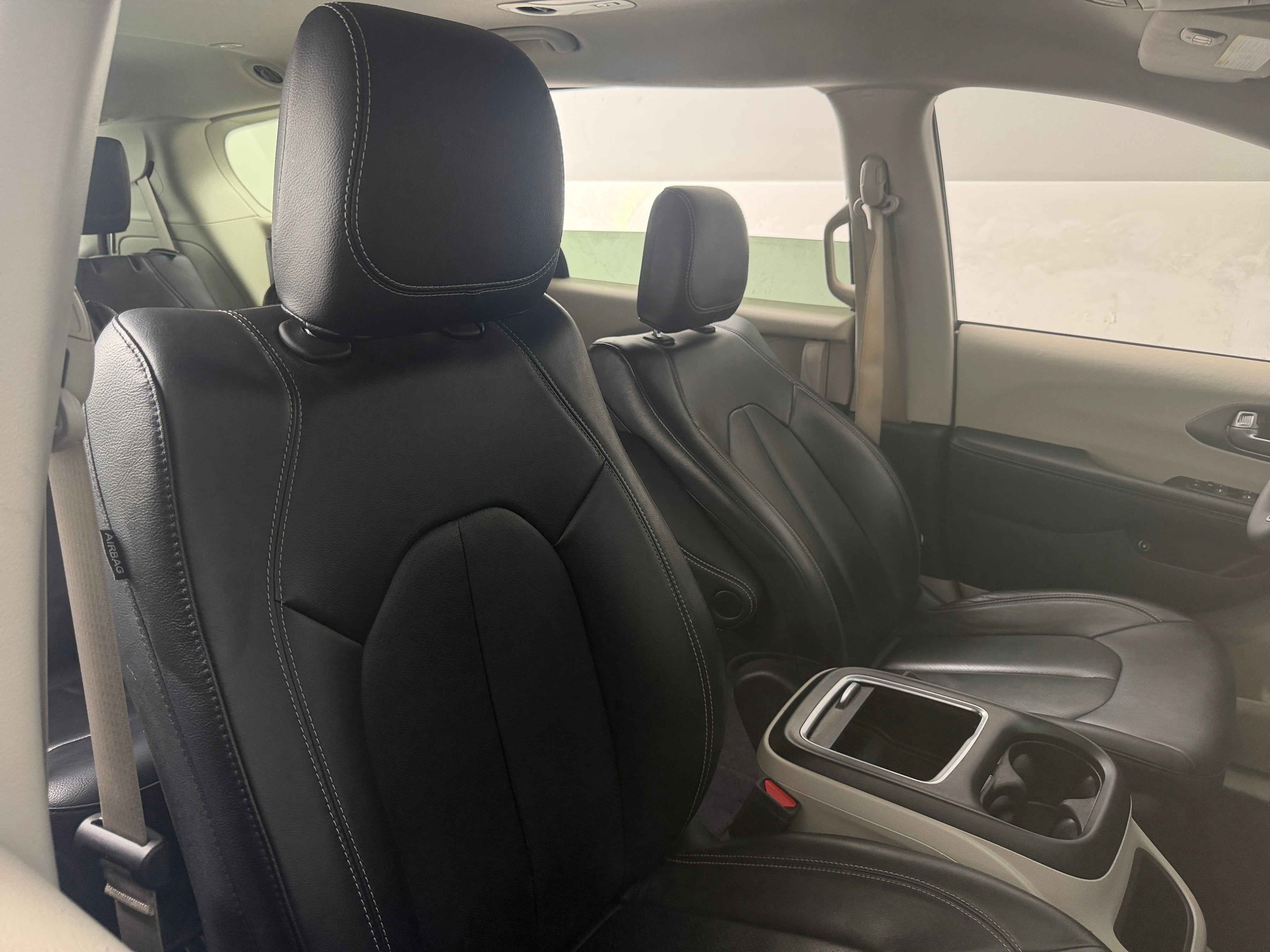 2022 Chrysler Pacifica Hybrid