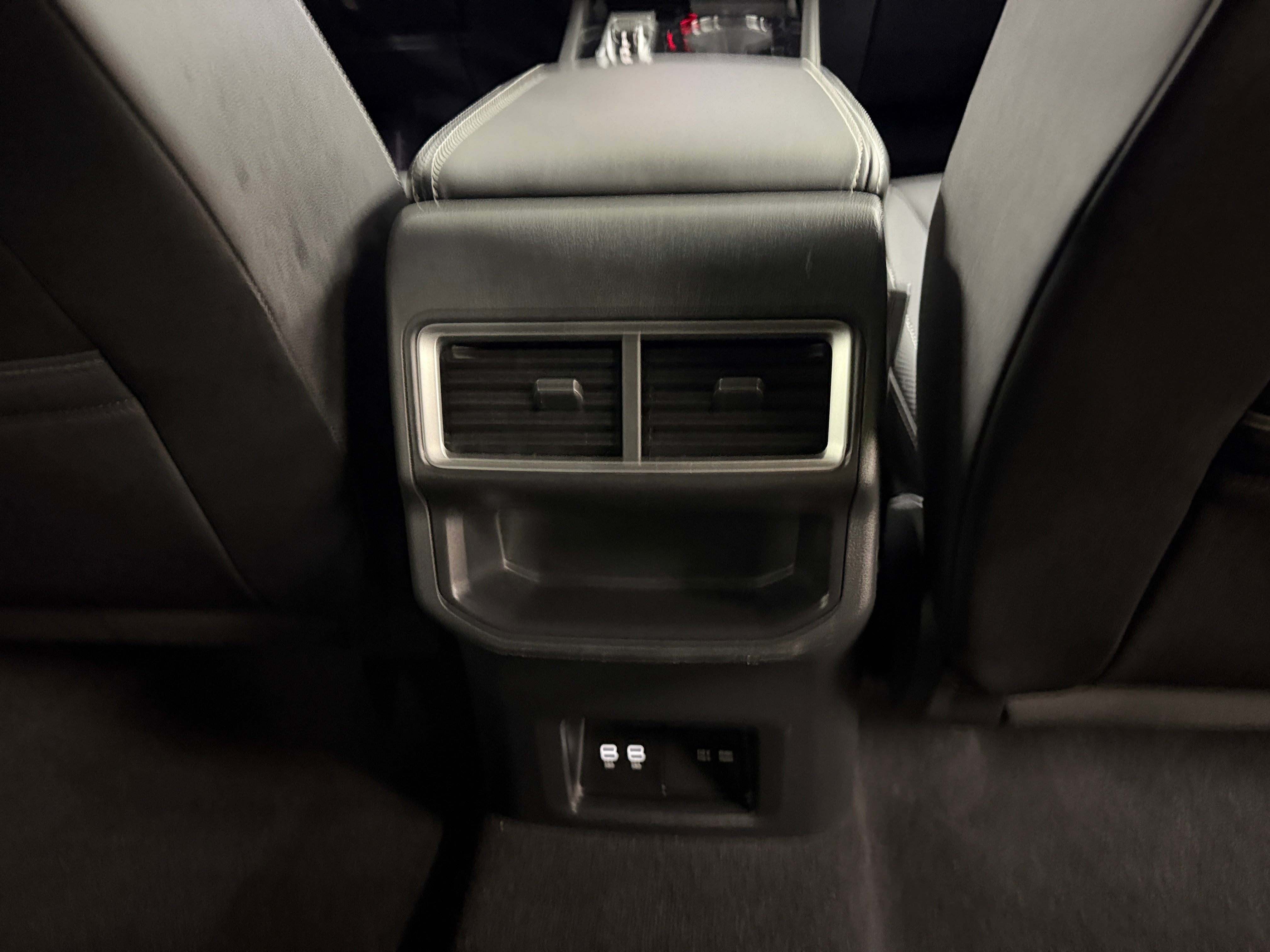 2025 Volkswagen Atlas Cross Sport