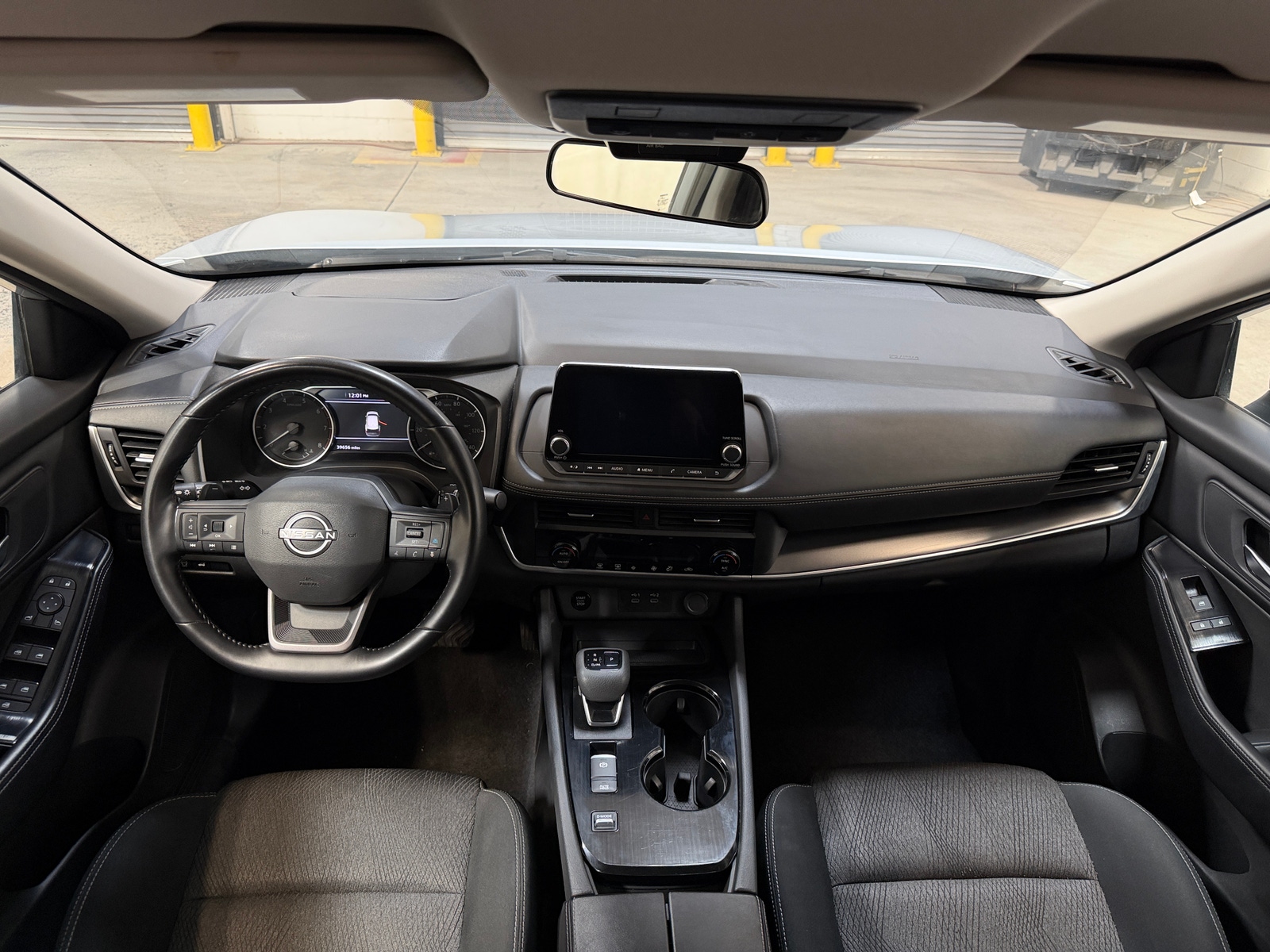 Thumbnail: 2025 Nissan Rogue - 3