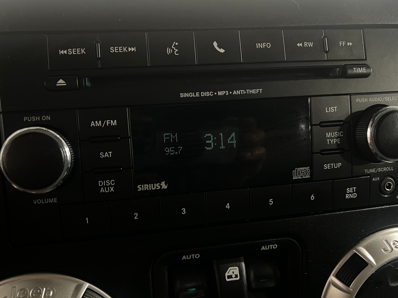 Thumbnail: 2018 Jeep Wrangler - 3