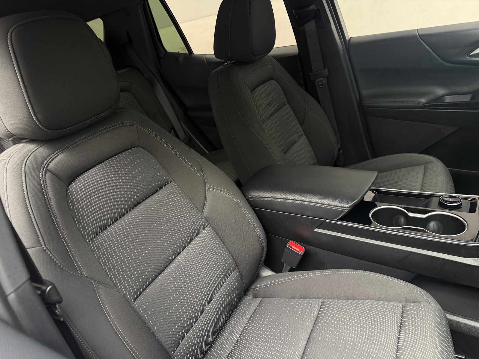 Thumbnail: 2026 Chevrolet Equinox - 2