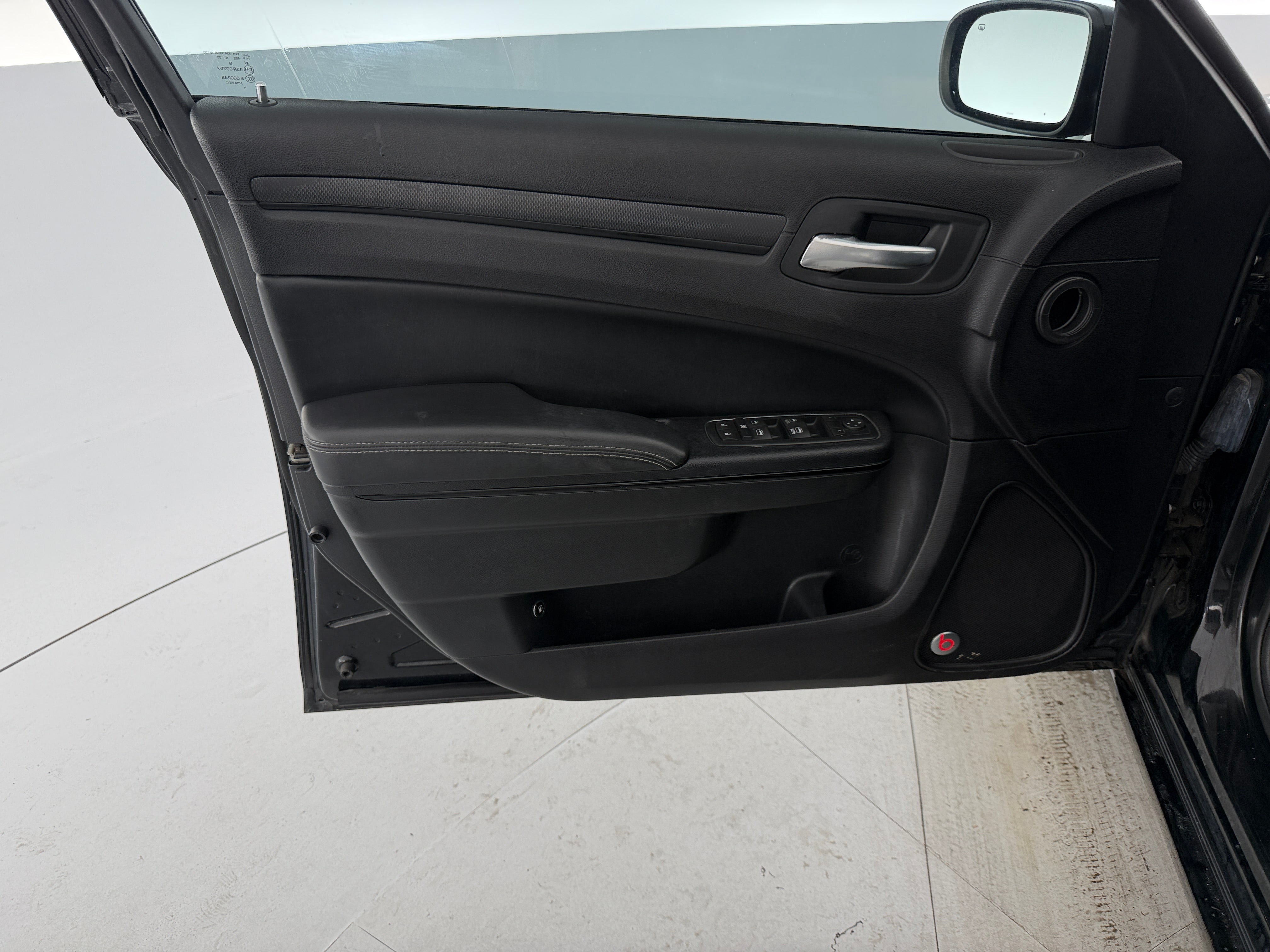 2016 Chrysler 300