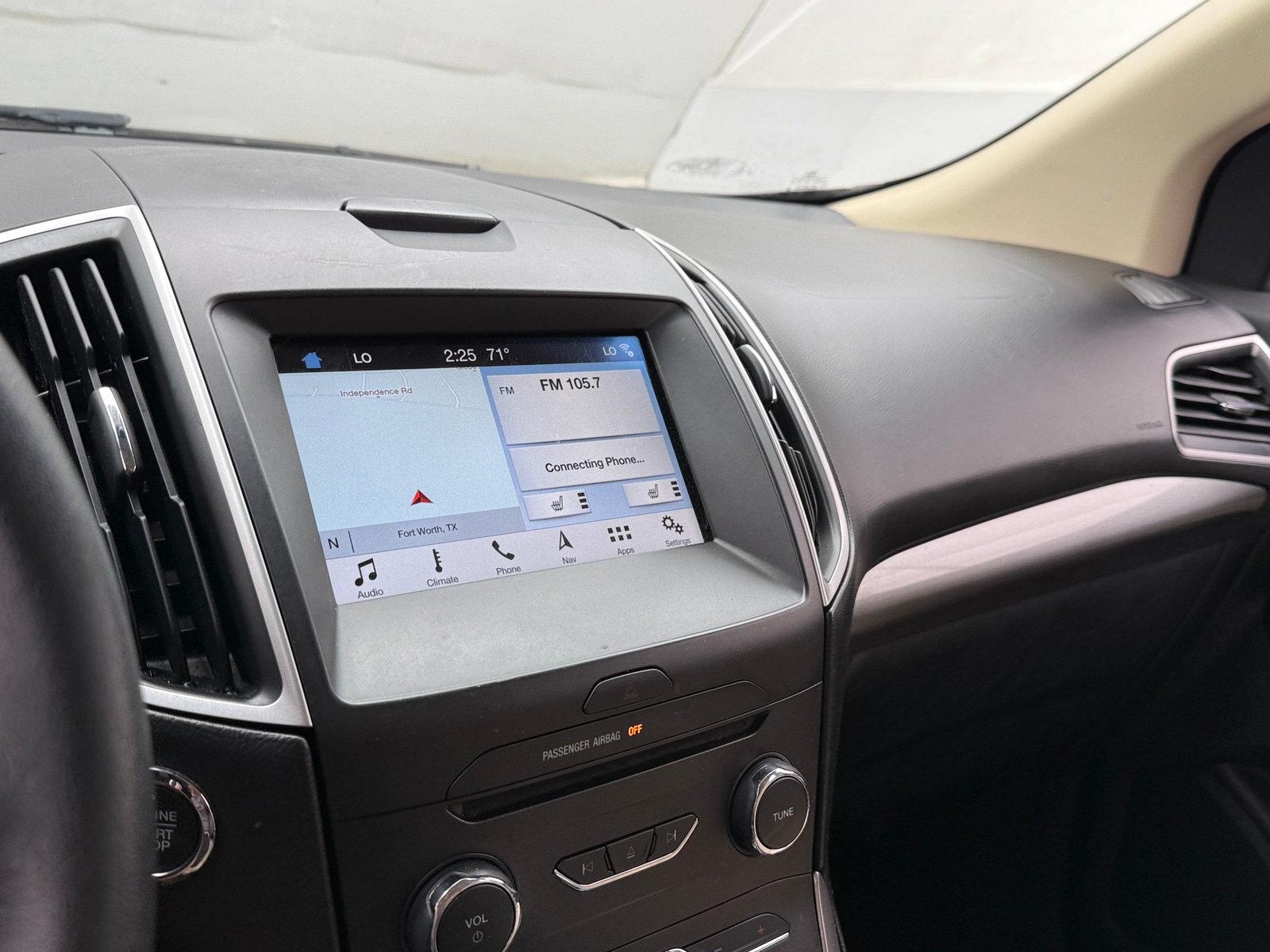 Thumbnail: 2018 Ford Edge - 3