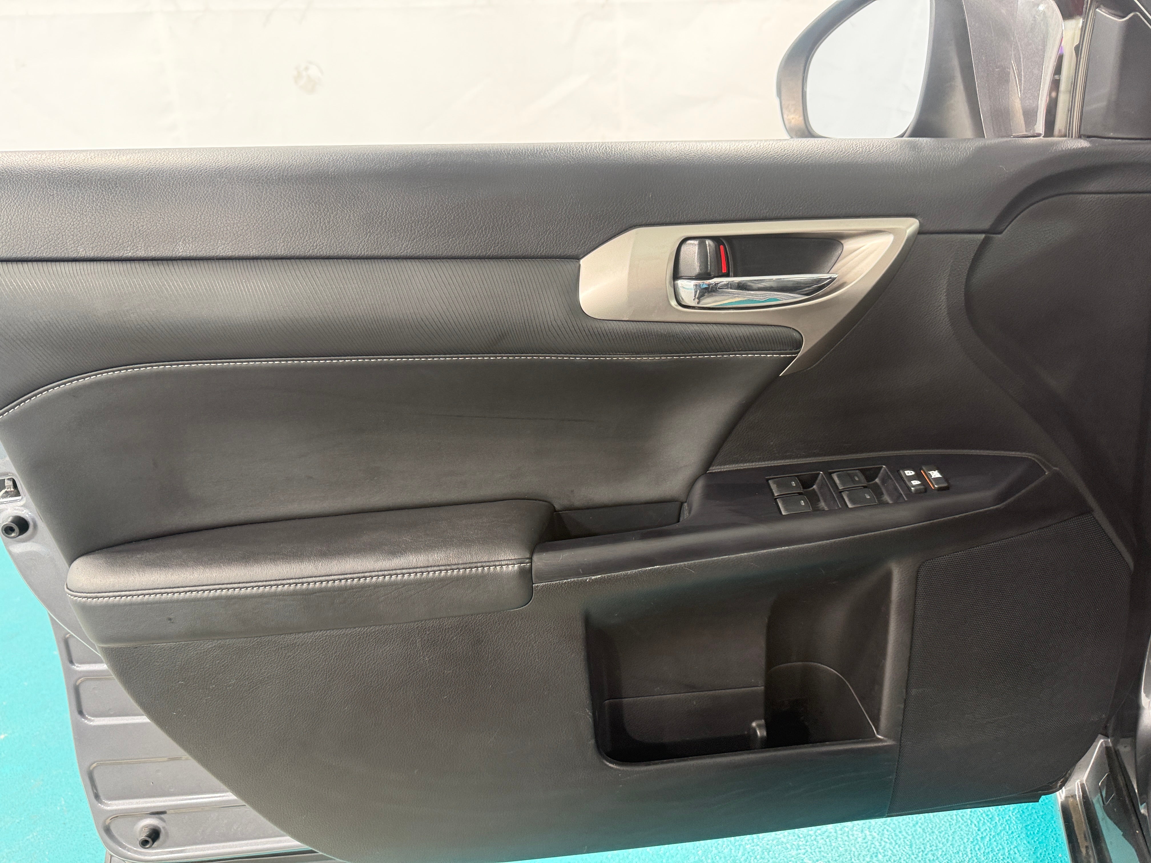 2017 Lexus CT Base