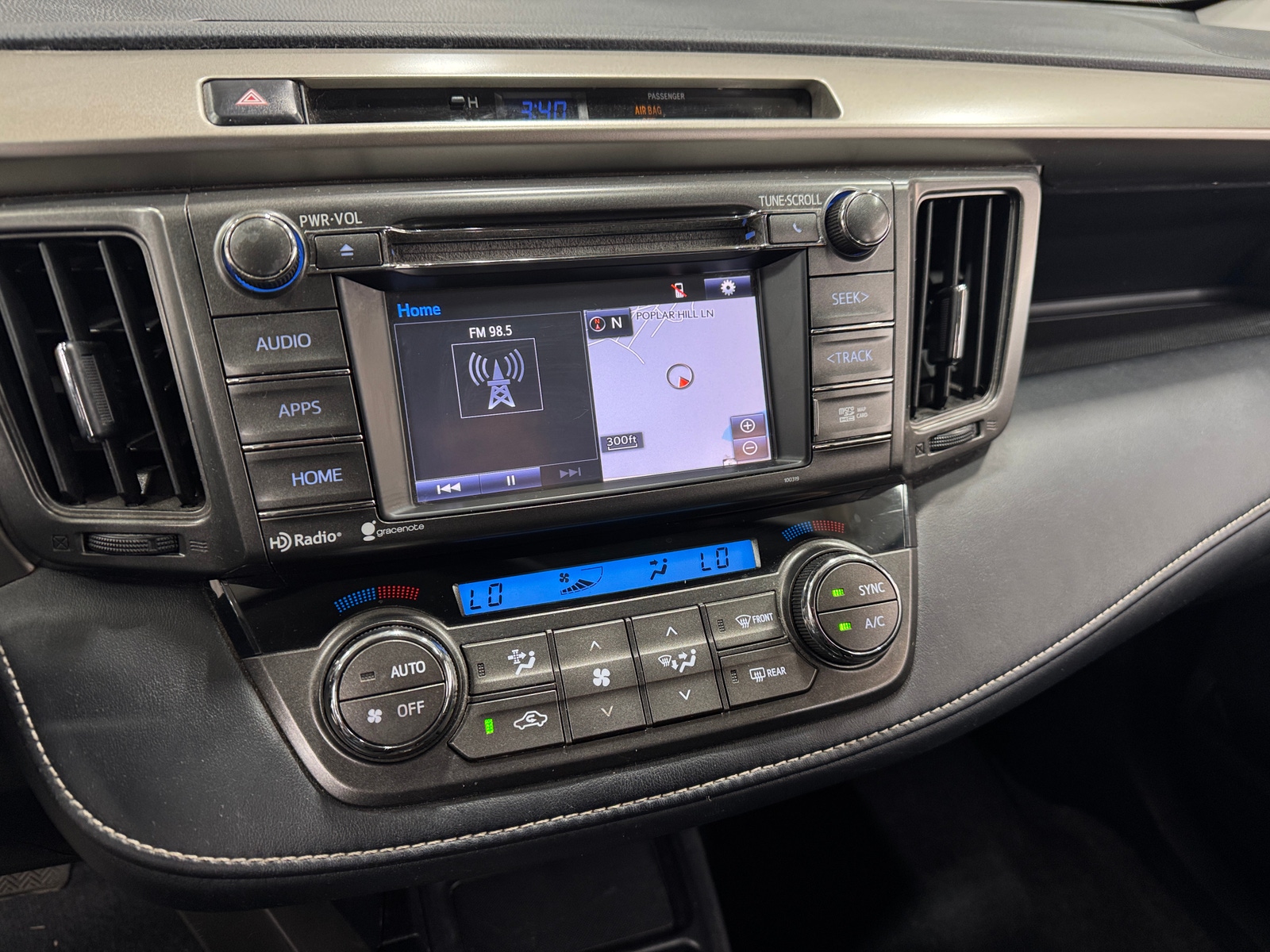 Thumbnail: 2015 Toyota RAV4 - 4