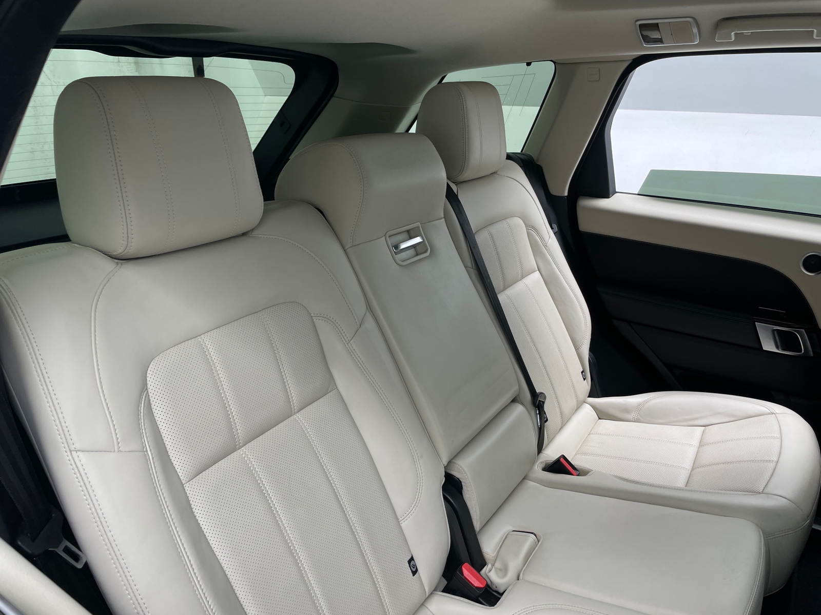 Thumbnail: 2018 Land Rover Range Rover Sport - 5