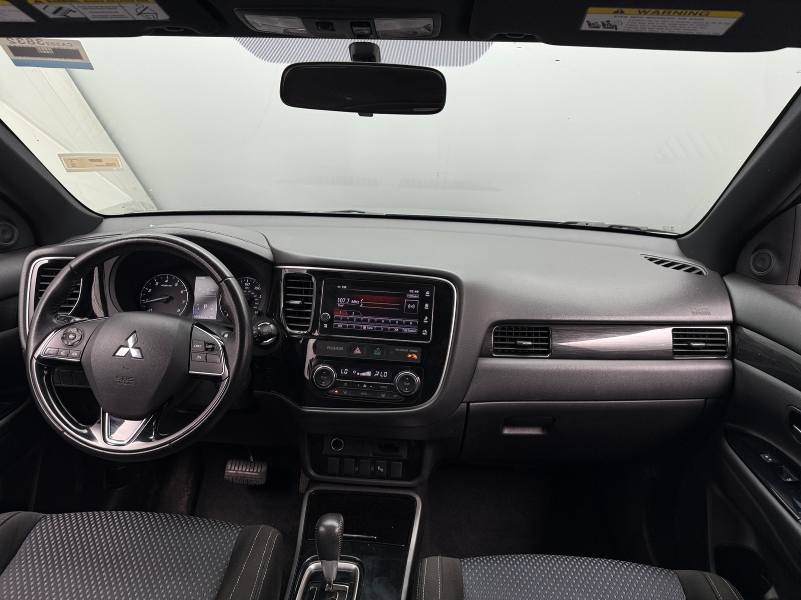 Thumbnail: 2018 Mitsubishi Outlander - 3