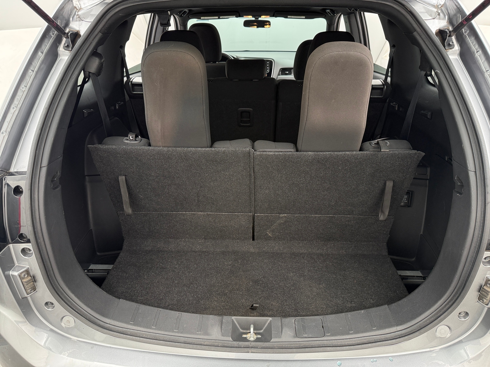 Thumbnail: 2018 Mitsubishi Outlander - 7