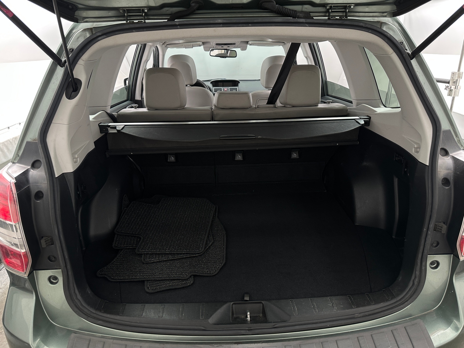Thumbnail: 2016 Subaru Forester - 6