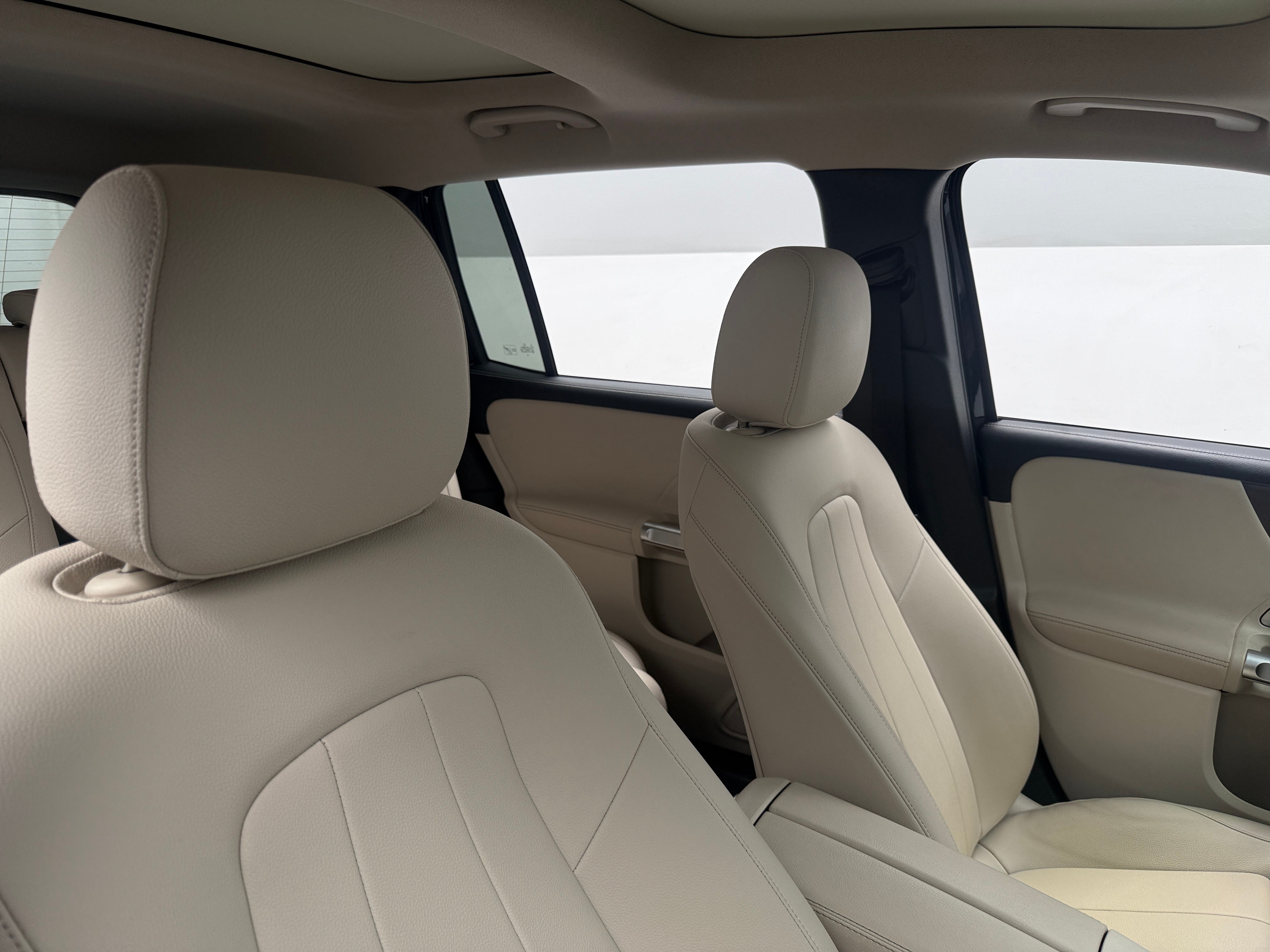 2023 Mercedes-Benz GLB Base