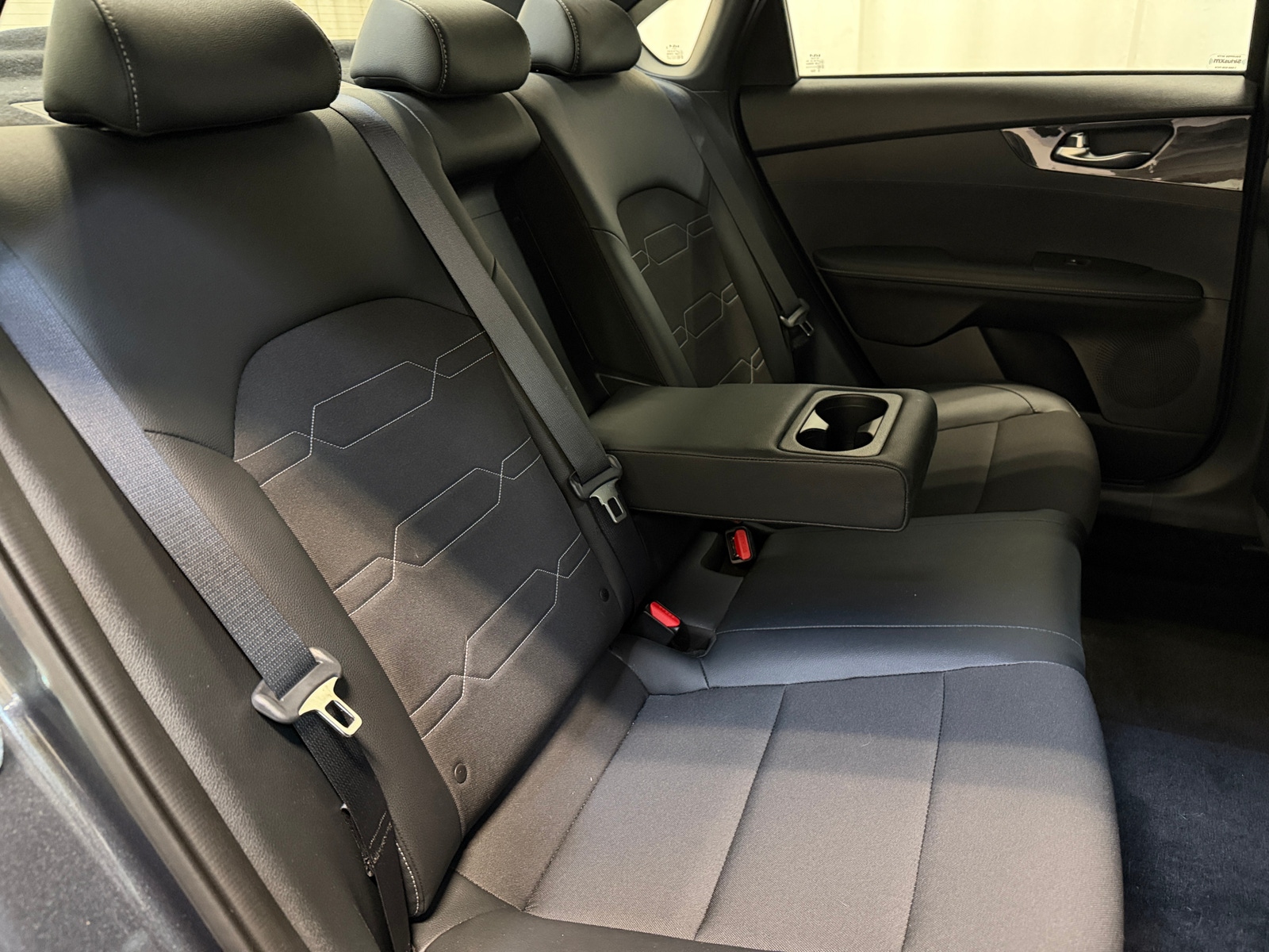 Thumbnail: 2023 Kia Forte - 6
