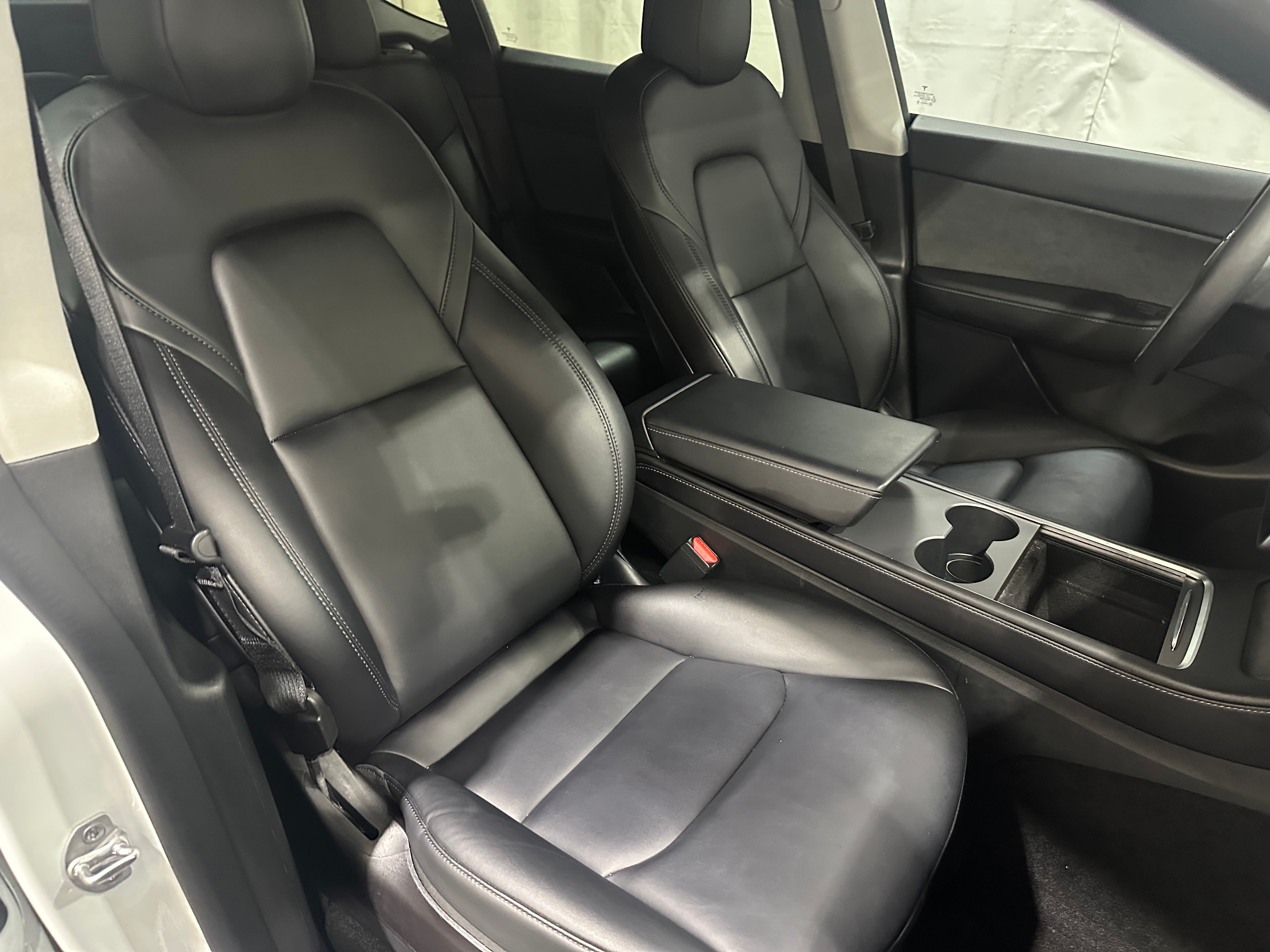 Used 2022 Tesla Model Y Long Range with VIN 7SAYGDEE5NF442987 for sale in Auburn, WA