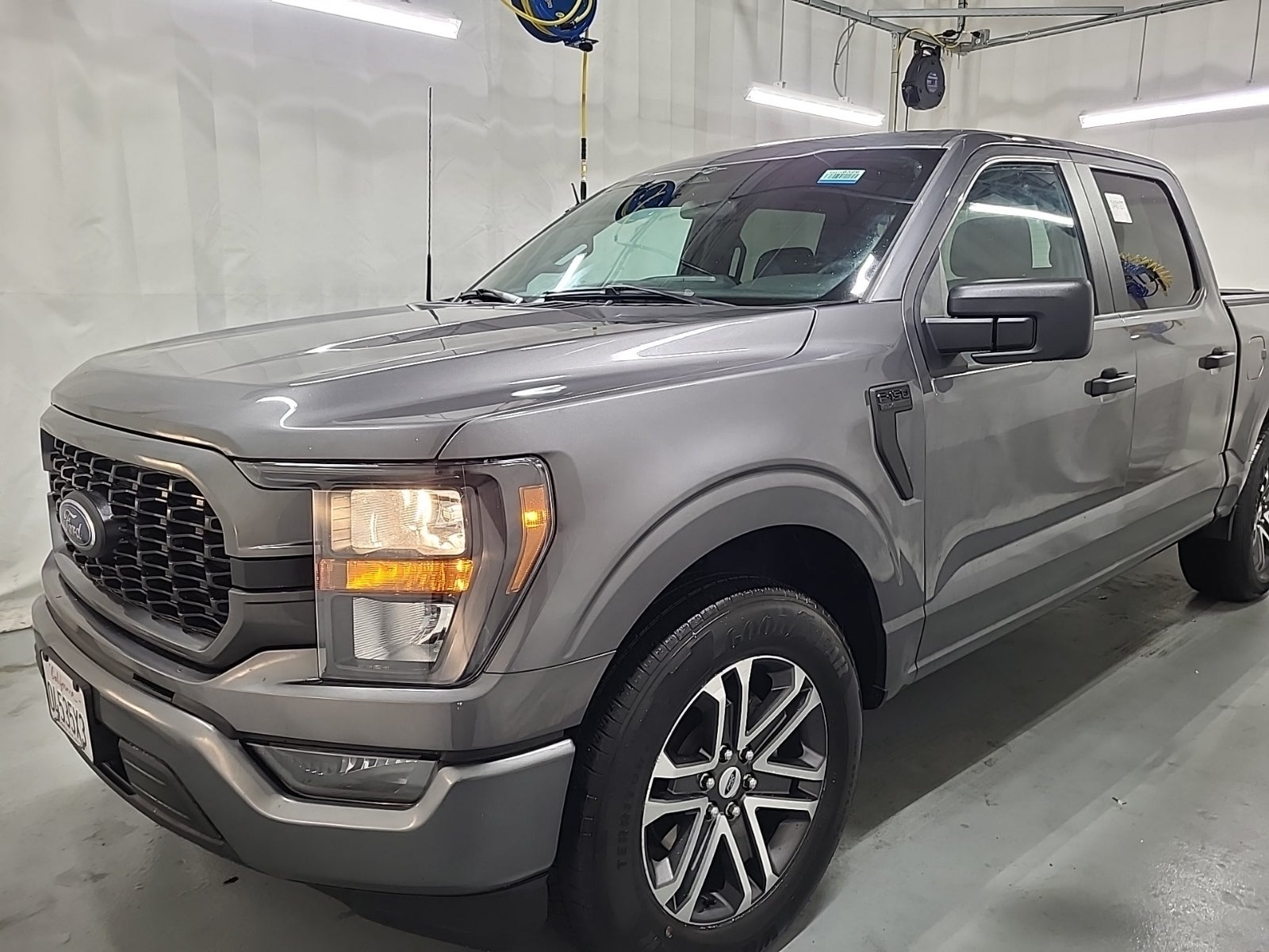 2023 Ford F-150 XL 2WD Supercrew 5.5' Box