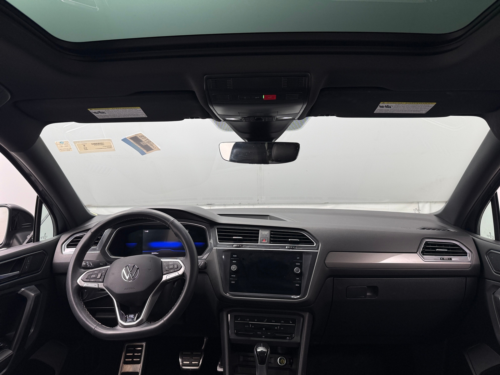 Thumbnail: 2023 Volkswagen Tiguan - 2