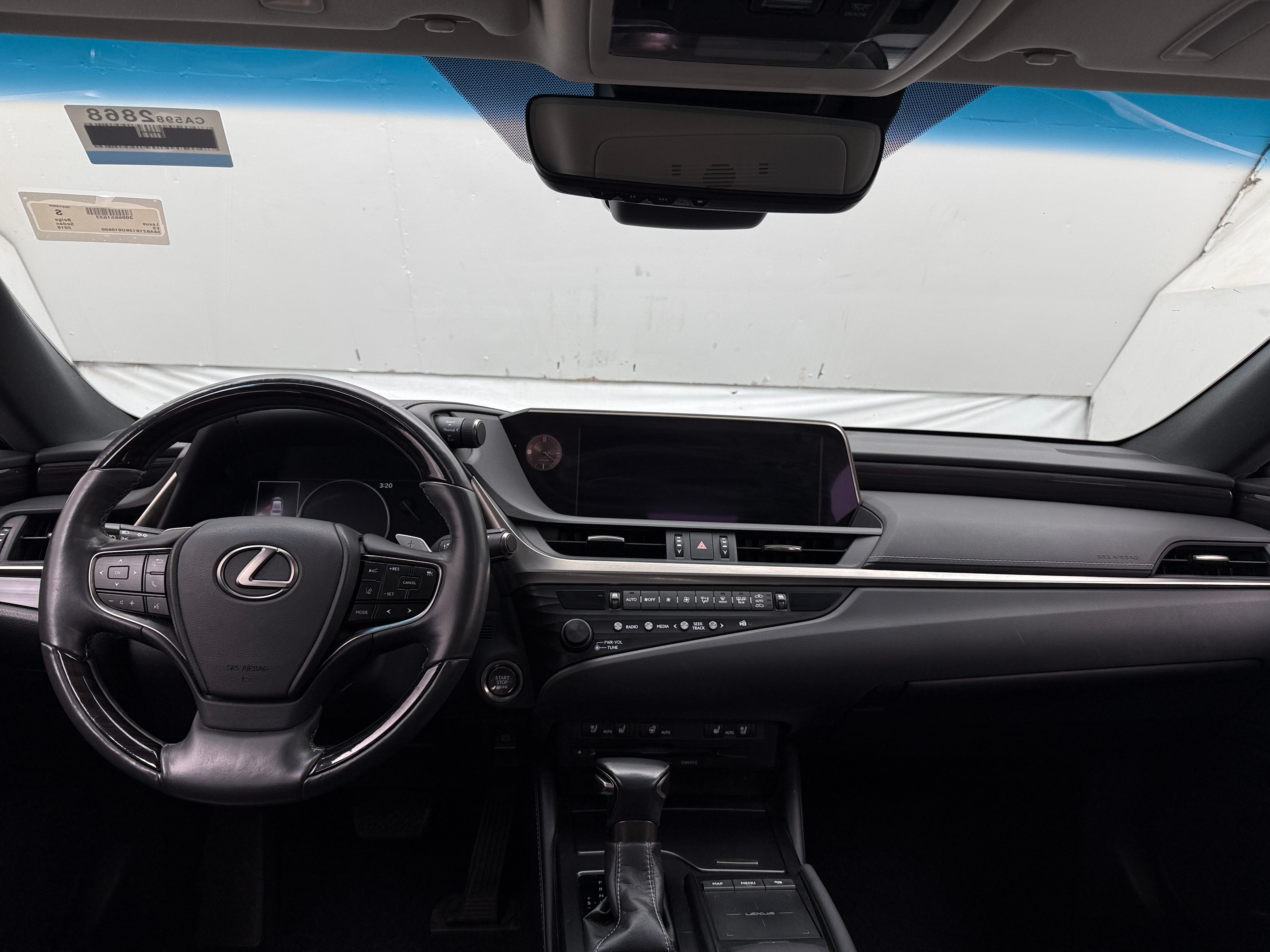 2019 Lexus ES