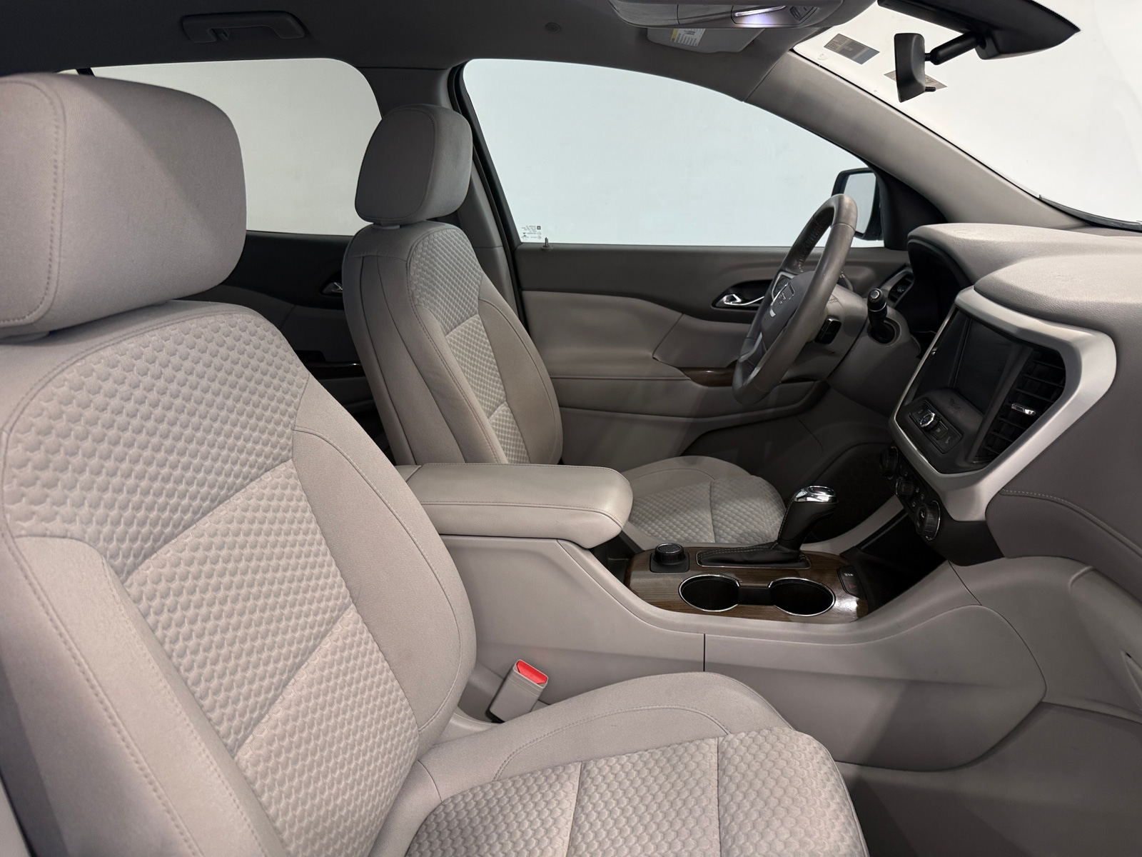 Thumbnail: 2018 GMC Acadia - 2