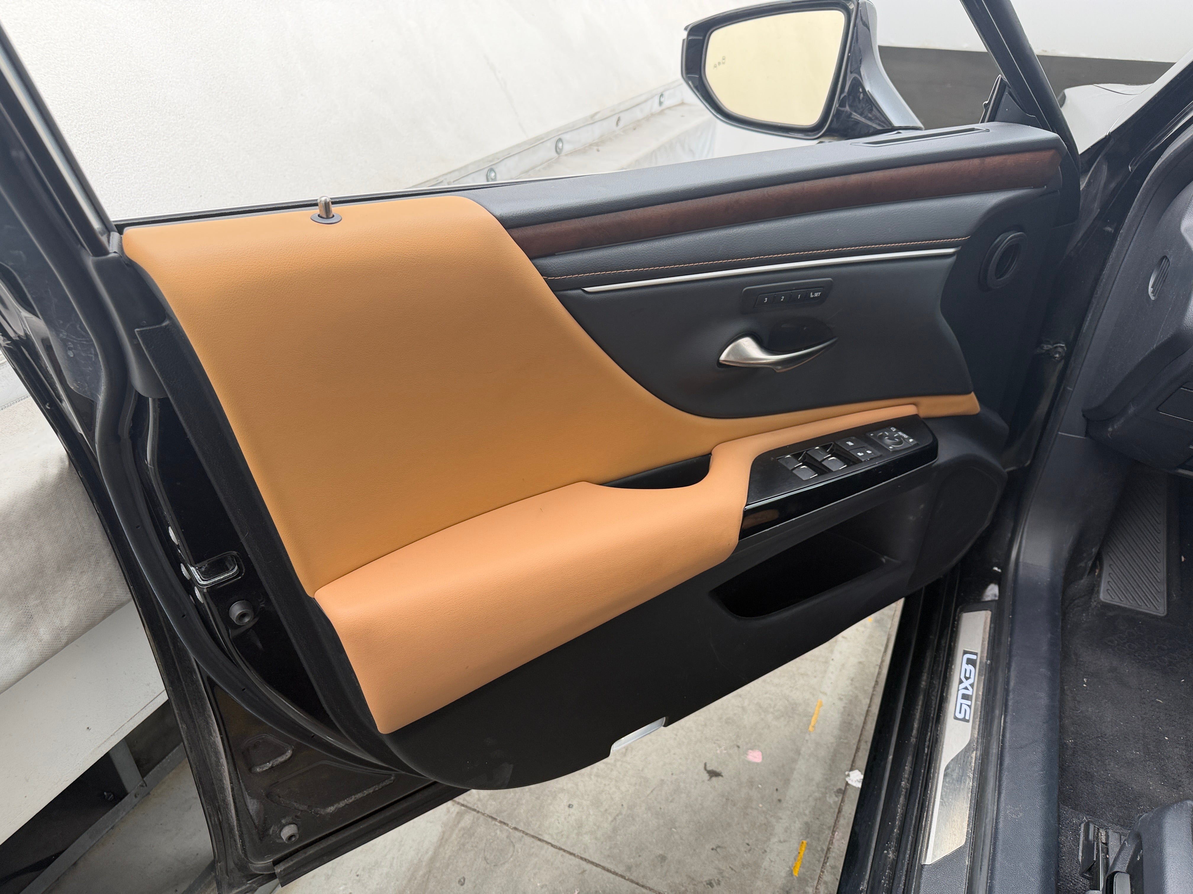 2024 Lexus ES