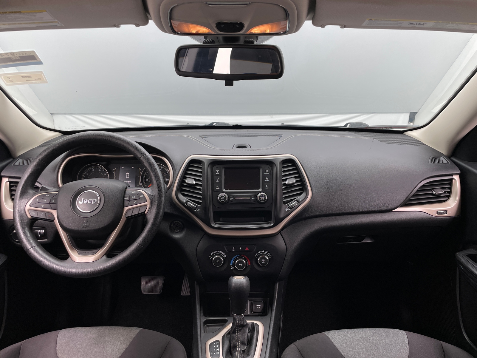 Thumbnail: 2015 Jeep Cherokee - 3