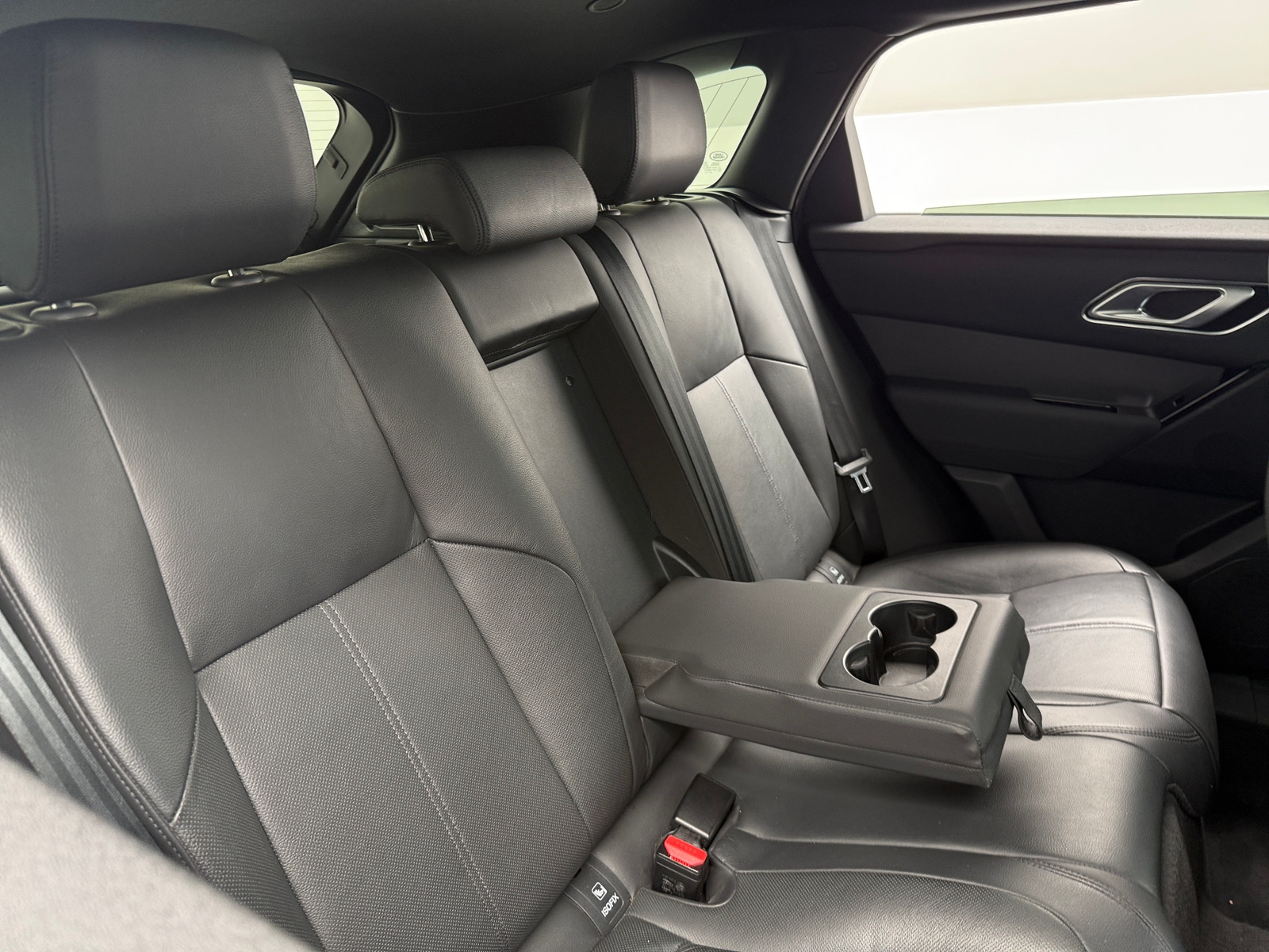 Thumbnail: 2025 Land Rover Range Rover Velar - 6