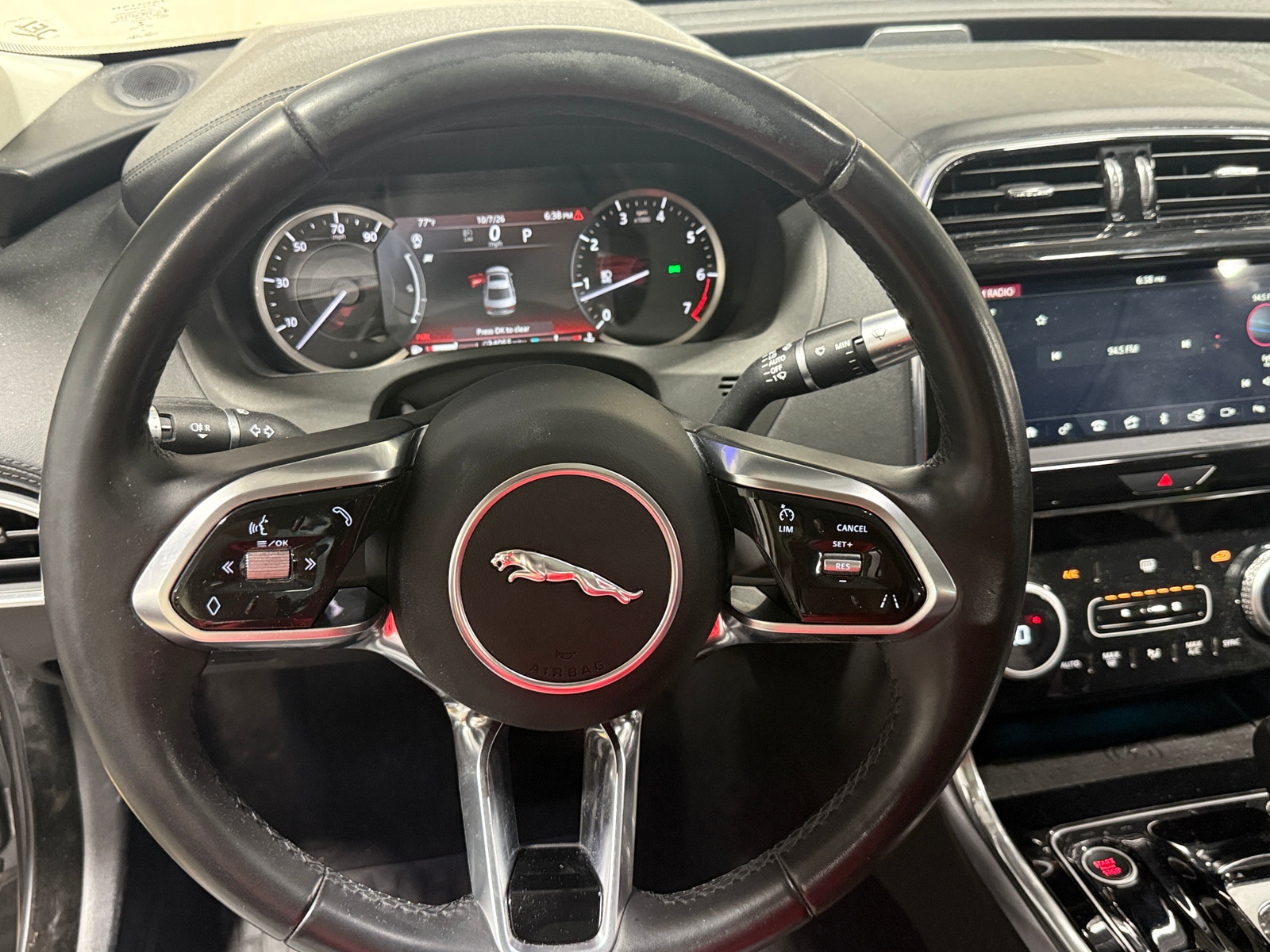 Thumbnail: 2020 Jaguar XE - 4