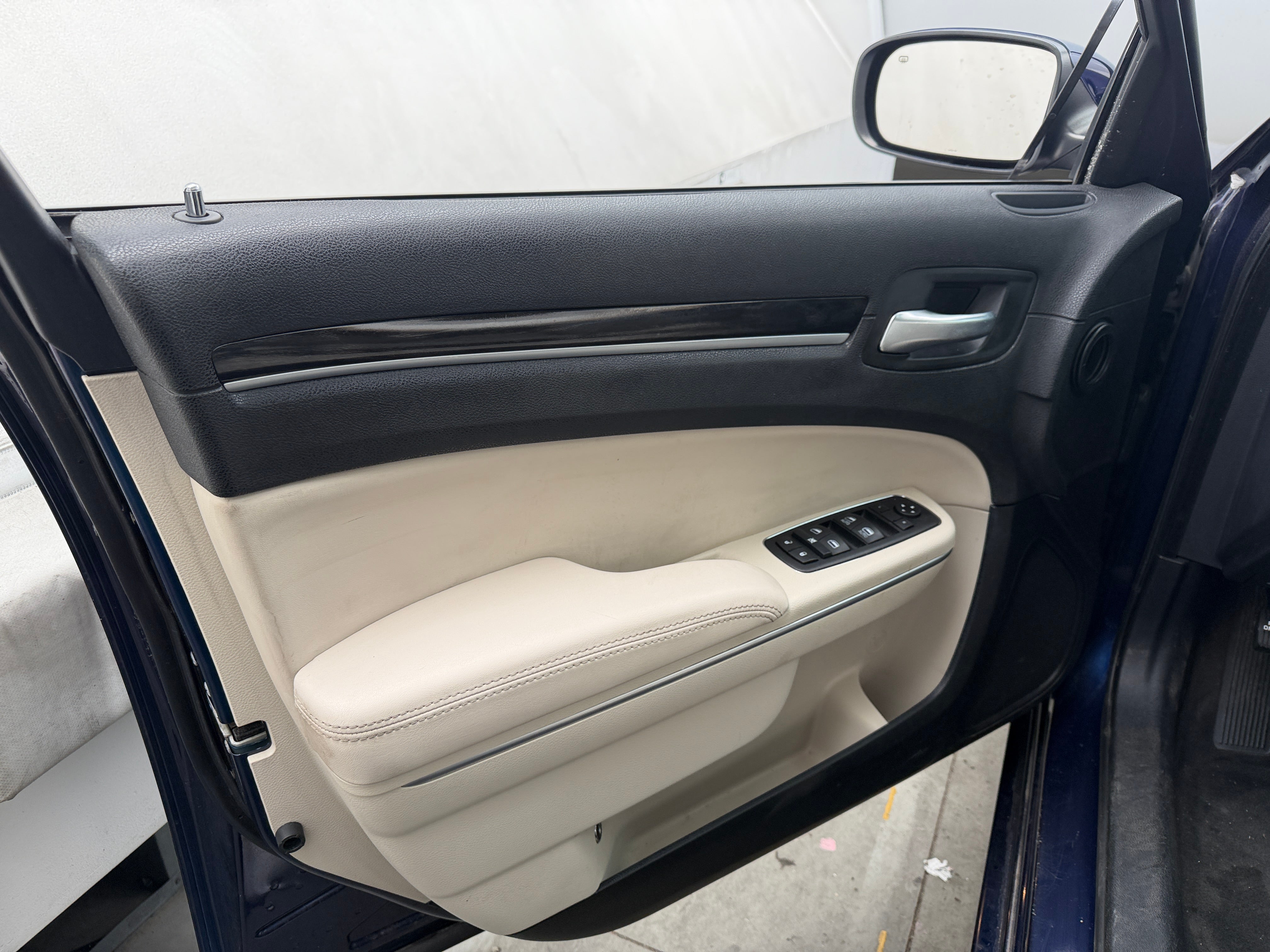 2015 Chrysler 300