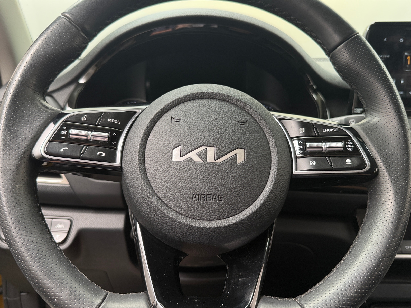 Thumbnail: 2022 Kia Seltos - 4