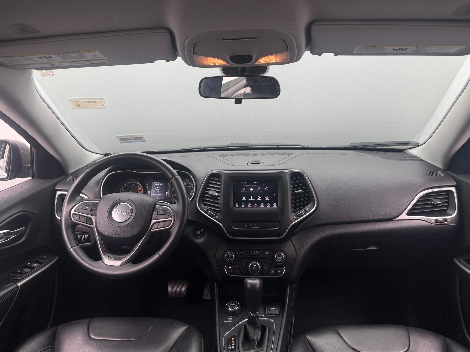 Thumbnail: 2019 Jeep Cherokee - 3