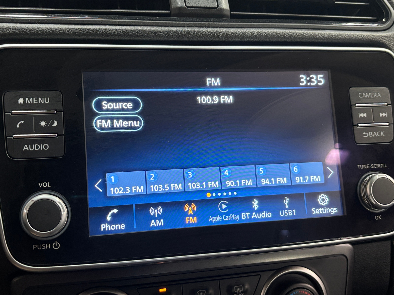 Thumbnail: 2025 Nissan Leaf - 4