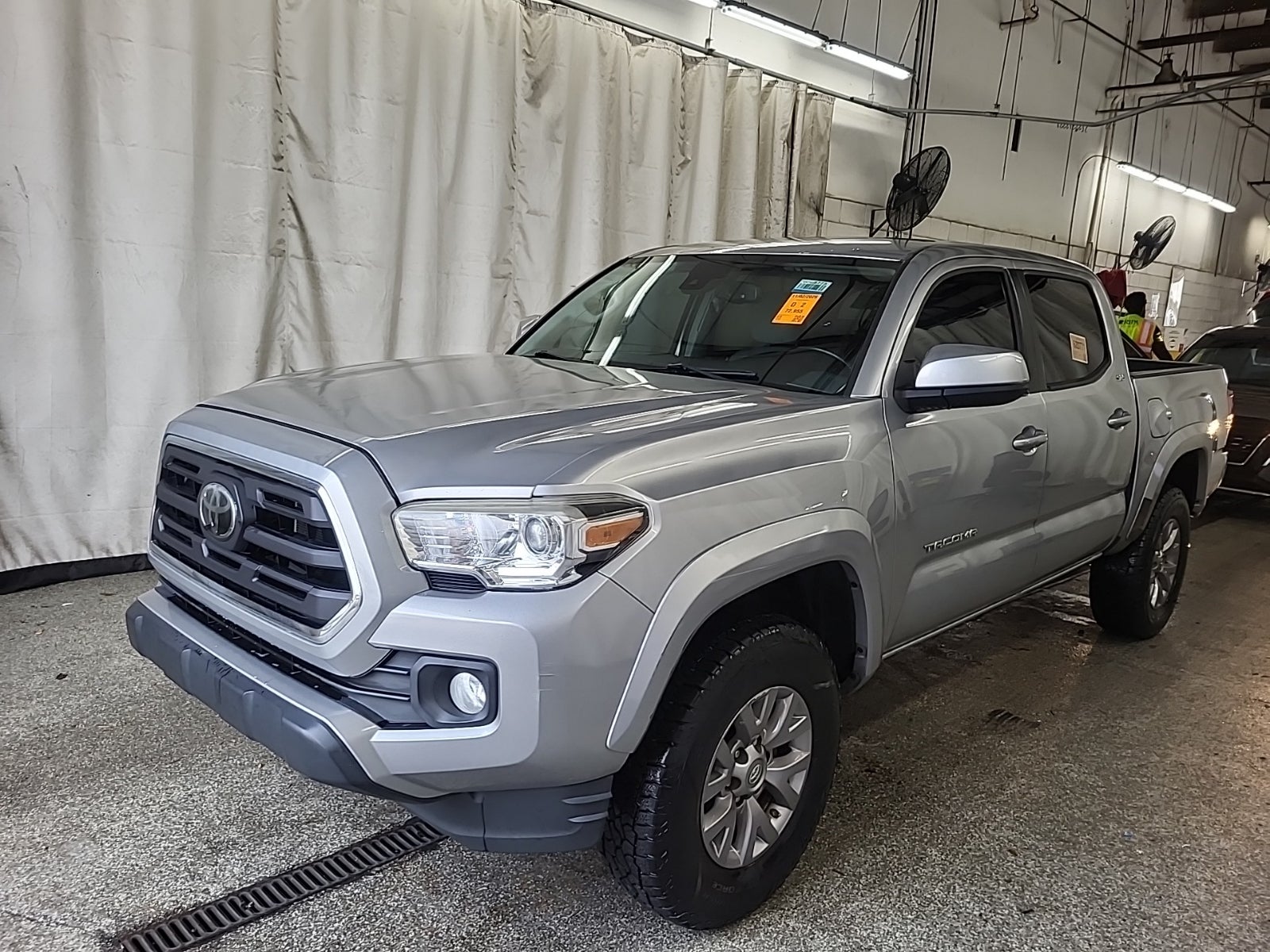 2019 Toyota Tacoma SR5 Double Cab 5' Bed V6 At