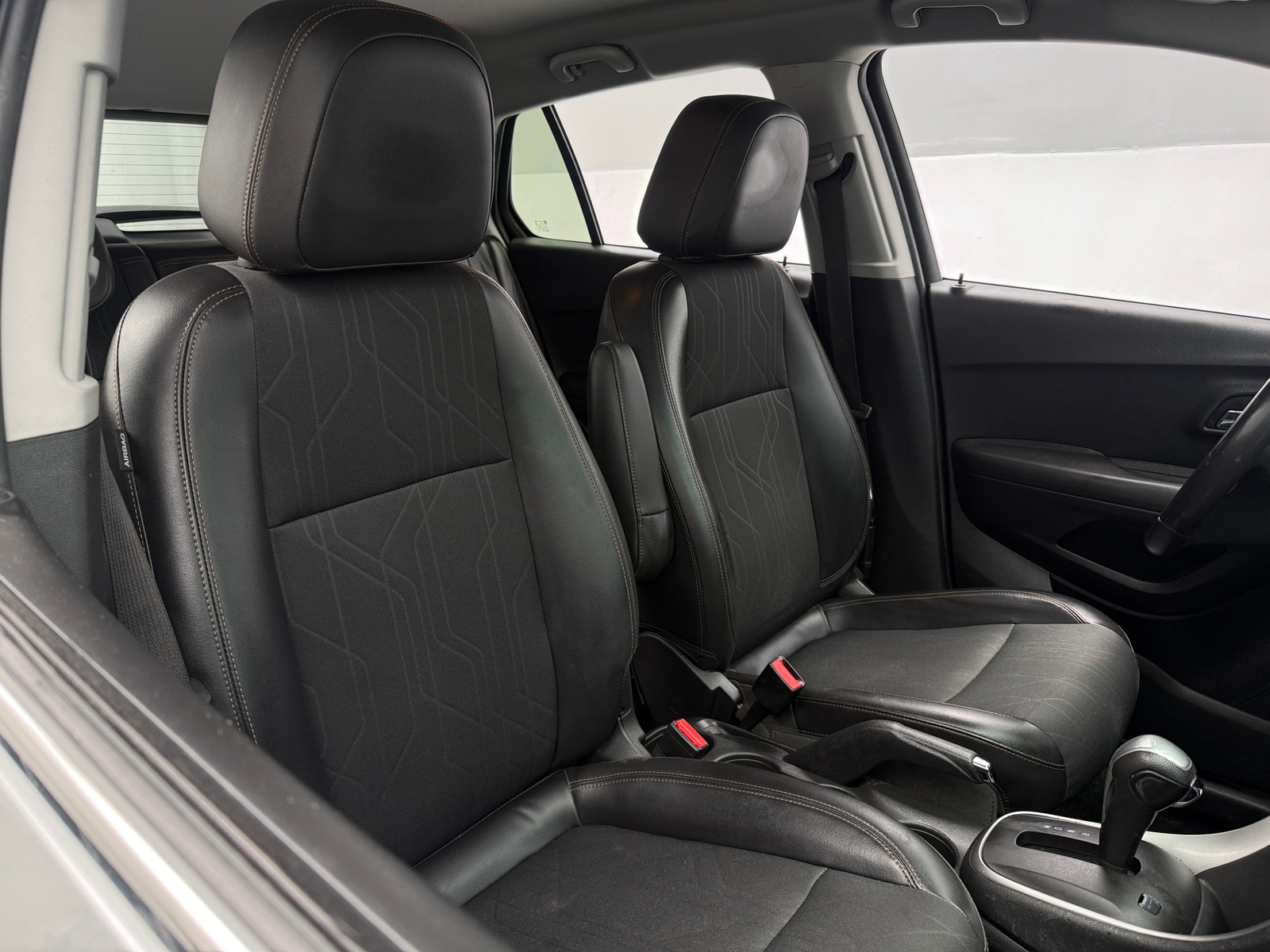 Thumbnail: 2018 Chevrolet Trax - 2