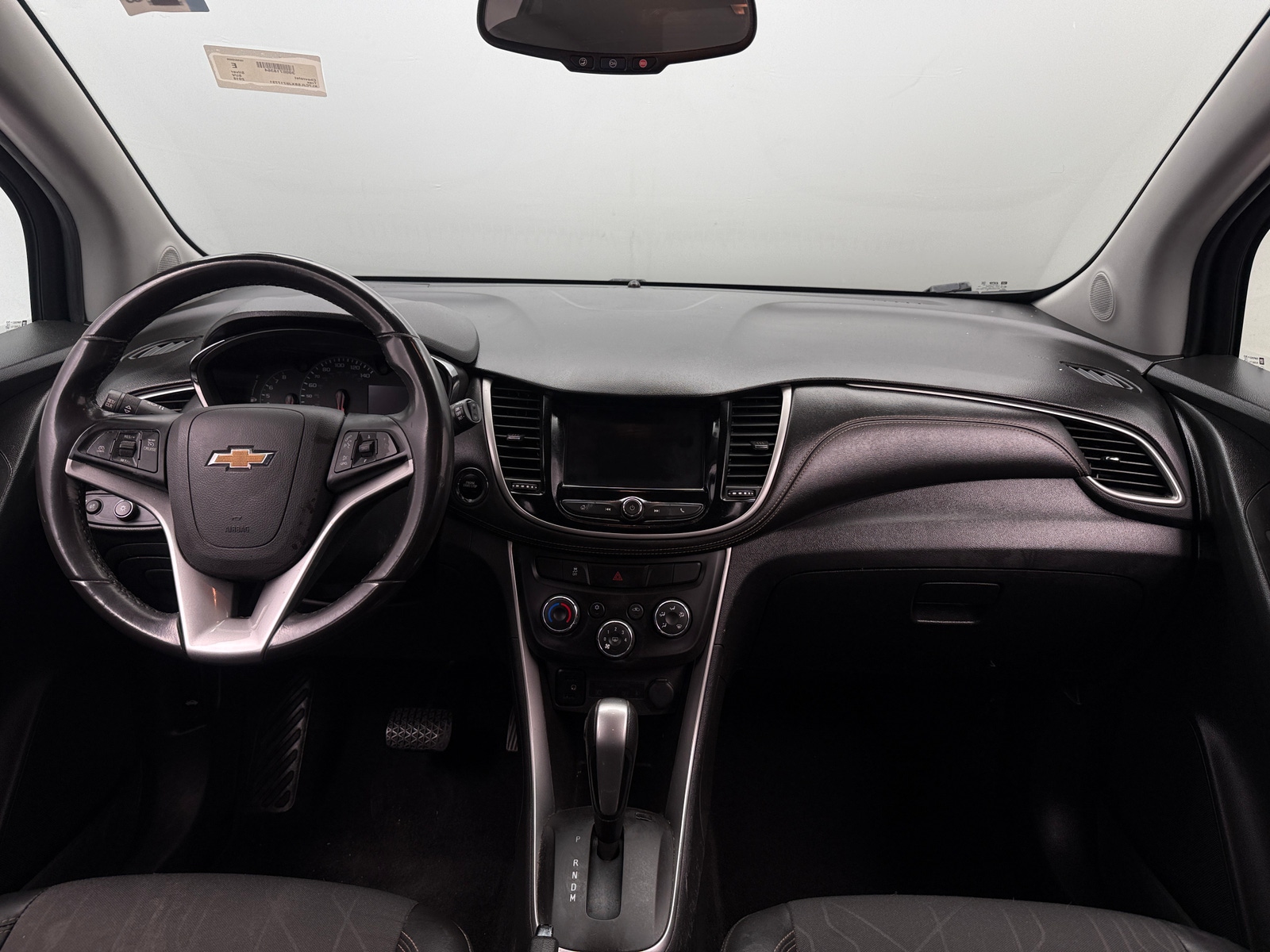 Thumbnail: 2018 Chevrolet Trax - 3