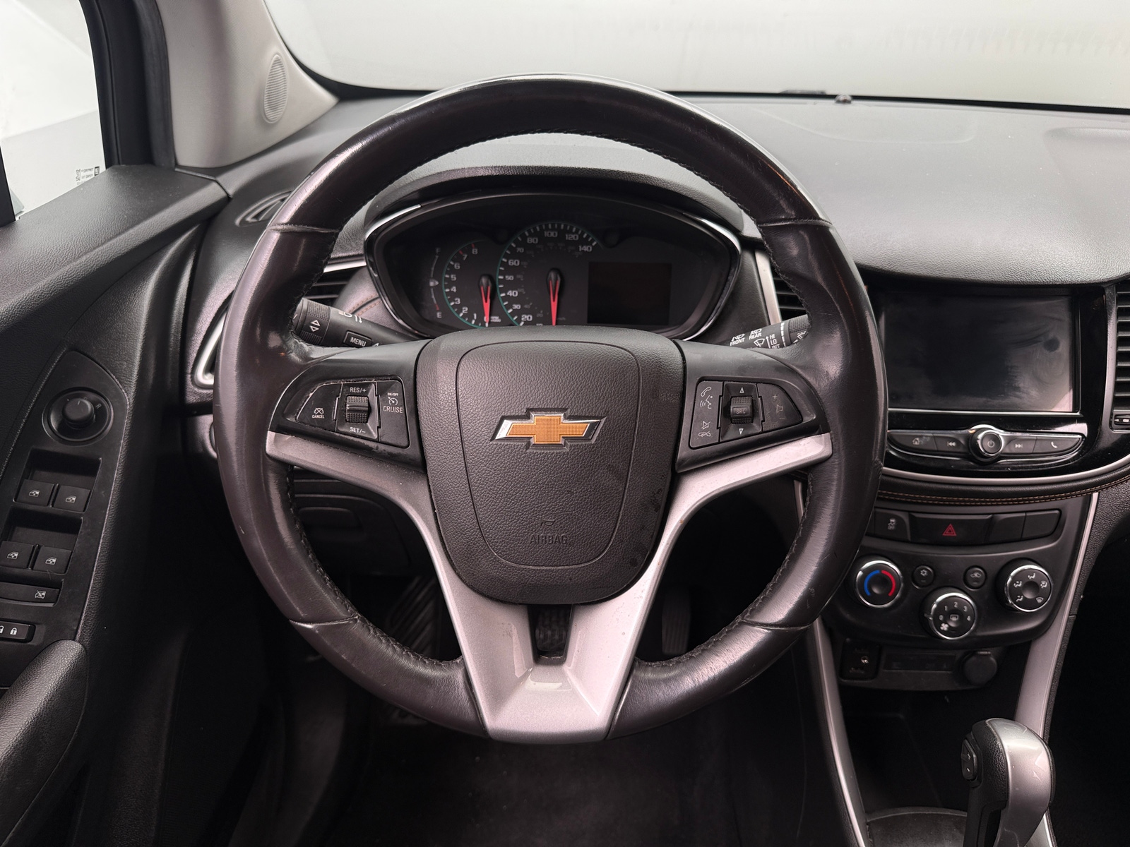 Thumbnail: 2018 Chevrolet Trax - 5