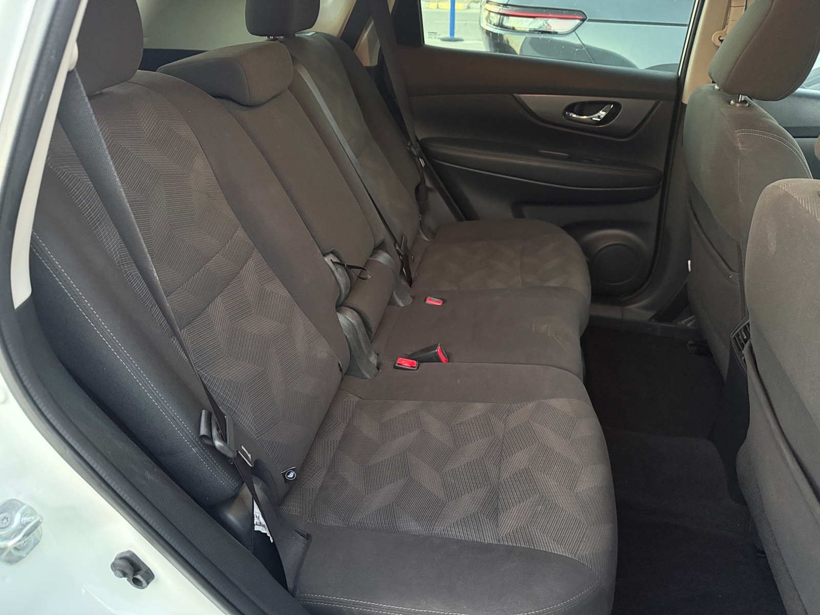 Thumbnail: 2016 Nissan Rogue - 6