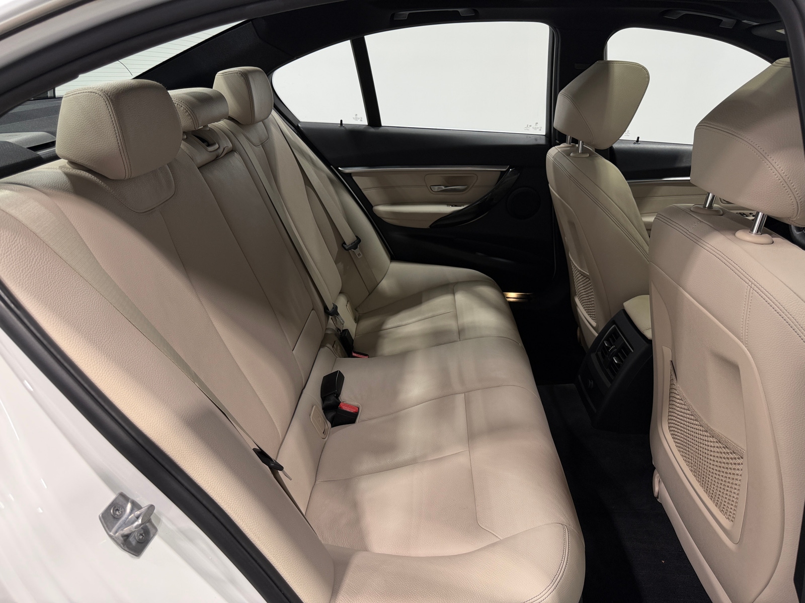 Thumbnail: 2018 BMW 3 Series - 5