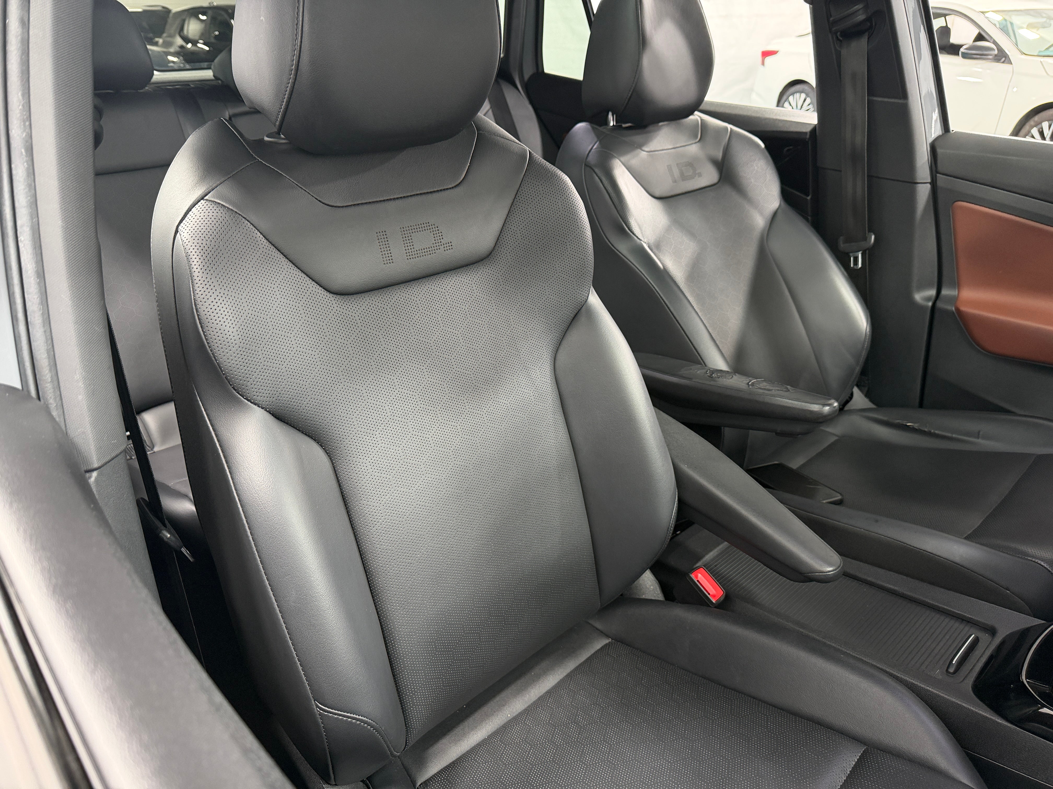 Used 2021 Volkswagen ID.4 PRO S with VIN WVGKMPE28MP060052 for sale in Auburn, WA