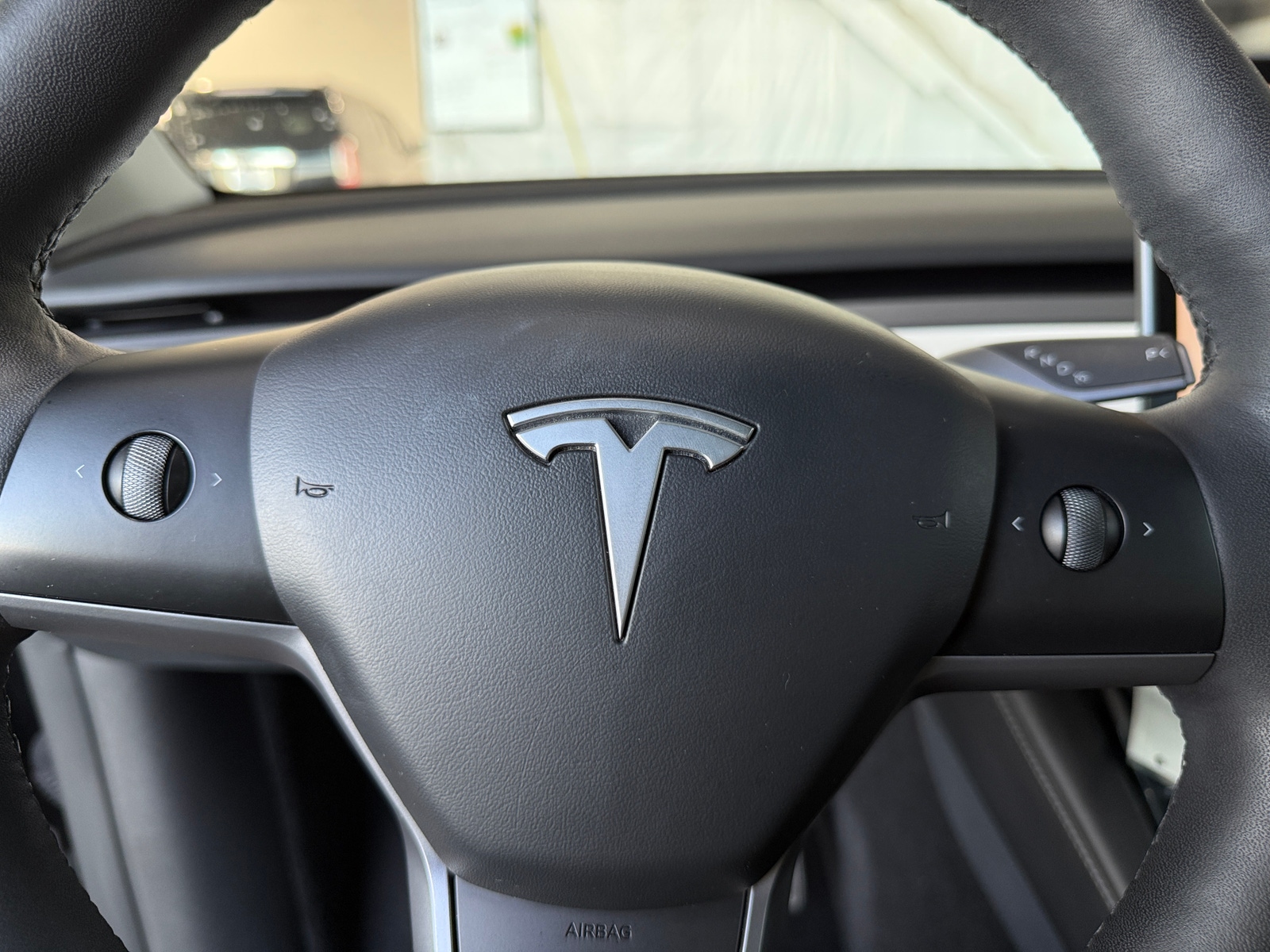 Thumbnail: 2022 Tesla Model Y - 4