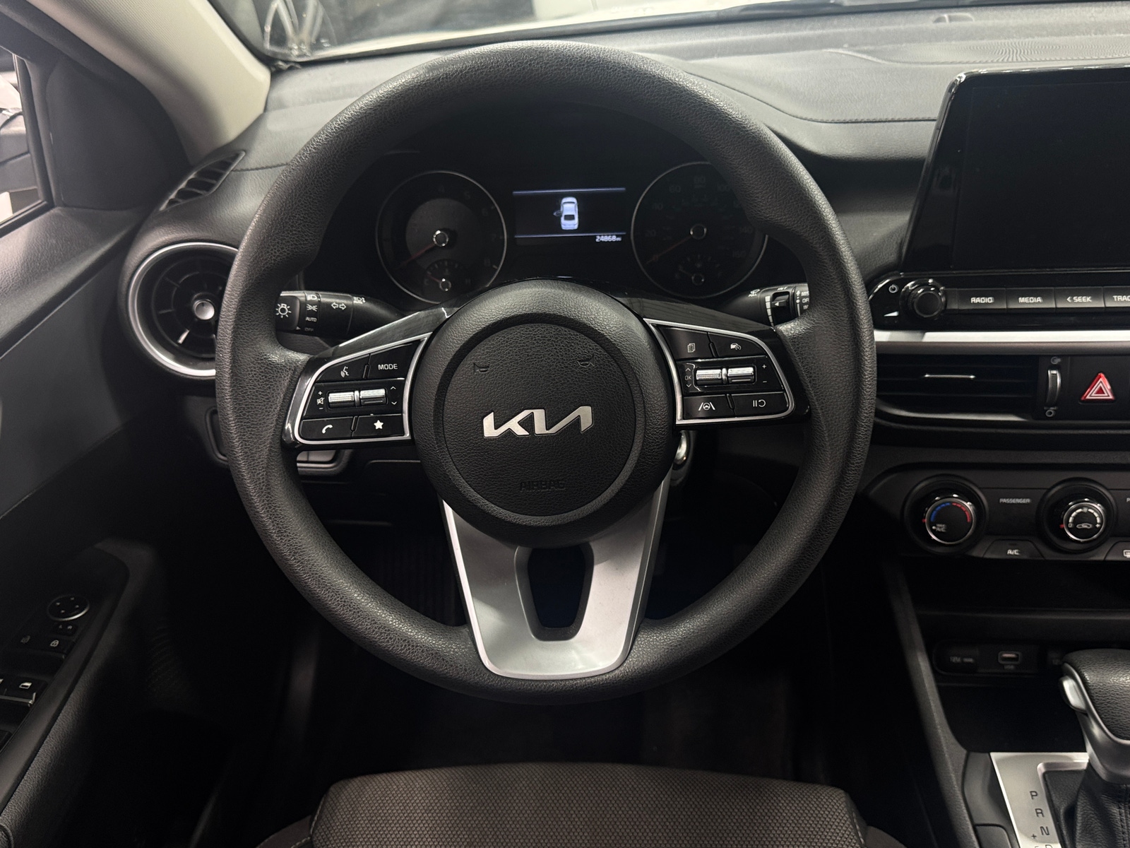 Thumbnail: 2023 Kia Forte - 5