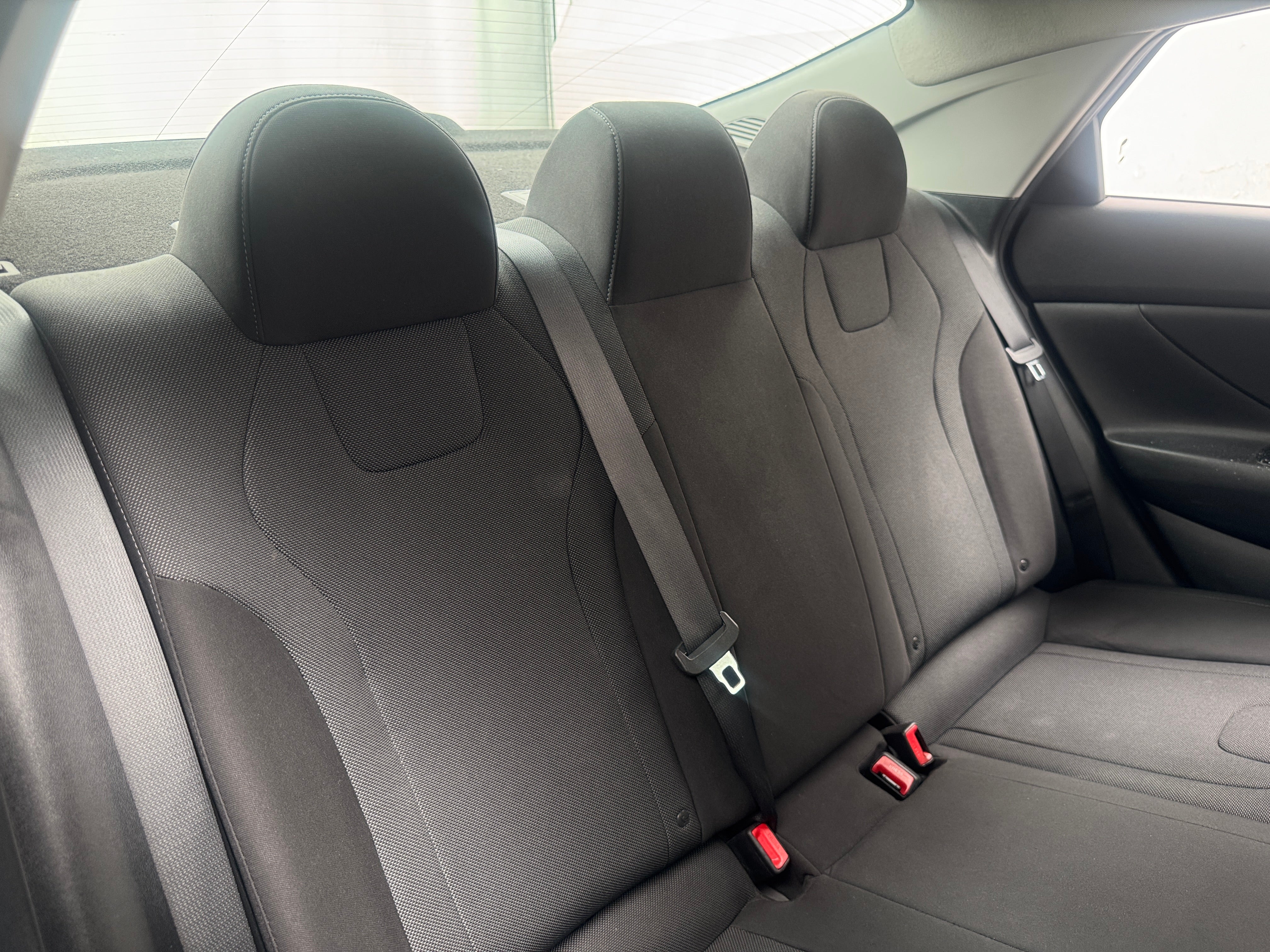 2023 Hyundai Elantra SE