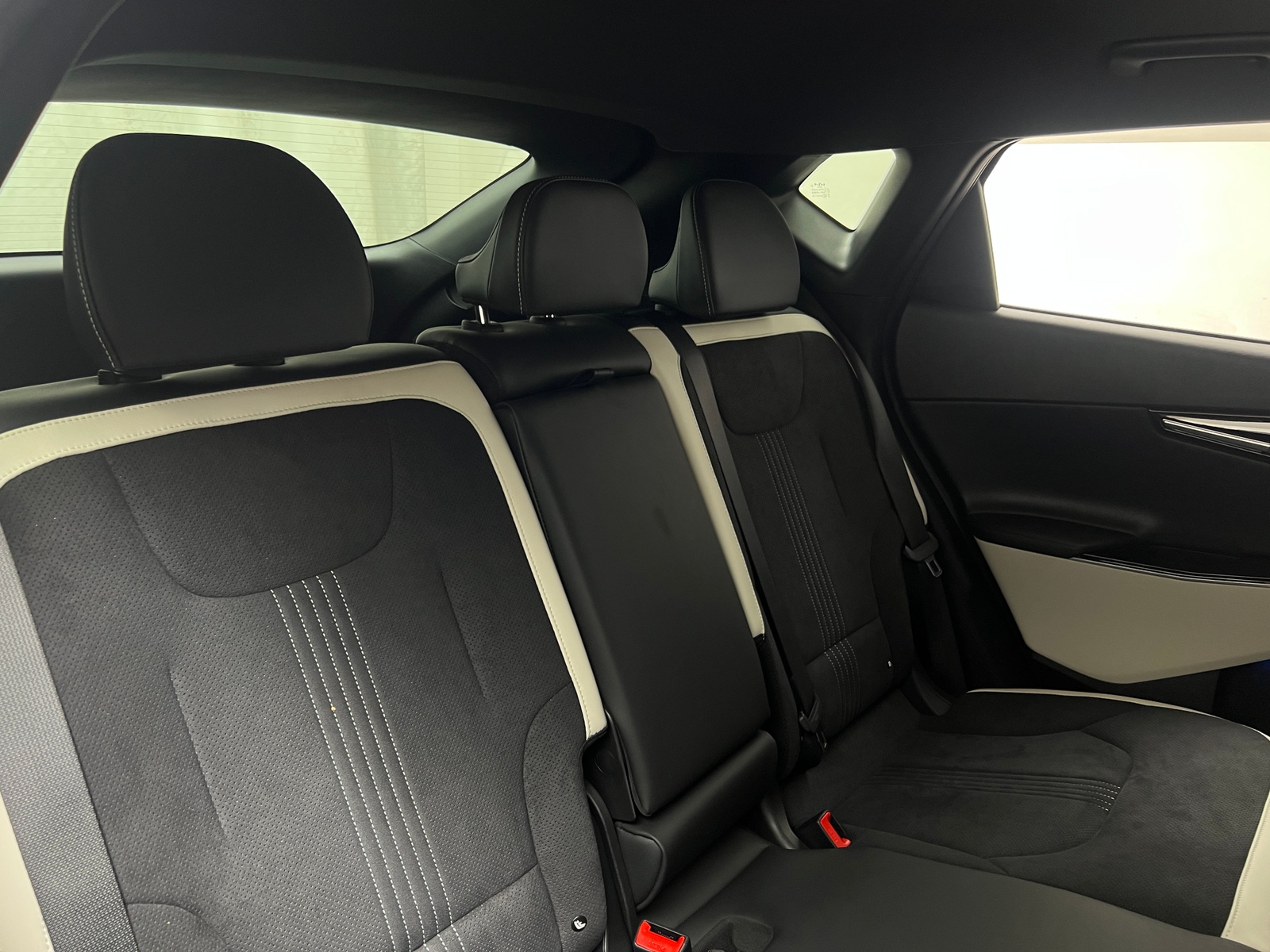 Thumbnail: 2024 Kia EV6 - 5