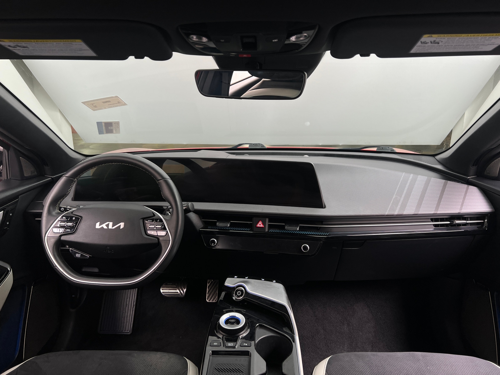 Thumbnail: 2024 Kia EV6 - 2