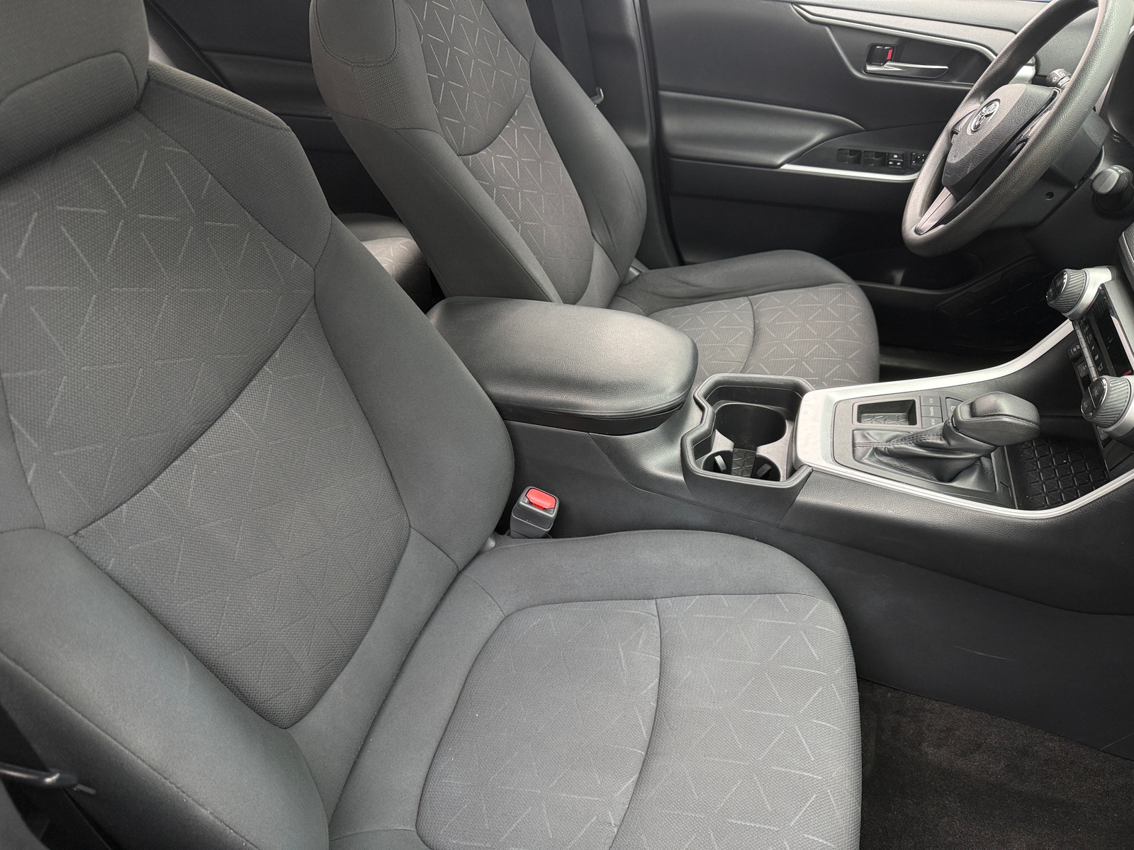 Thumbnail: 2019 Toyota RAV4 - 2