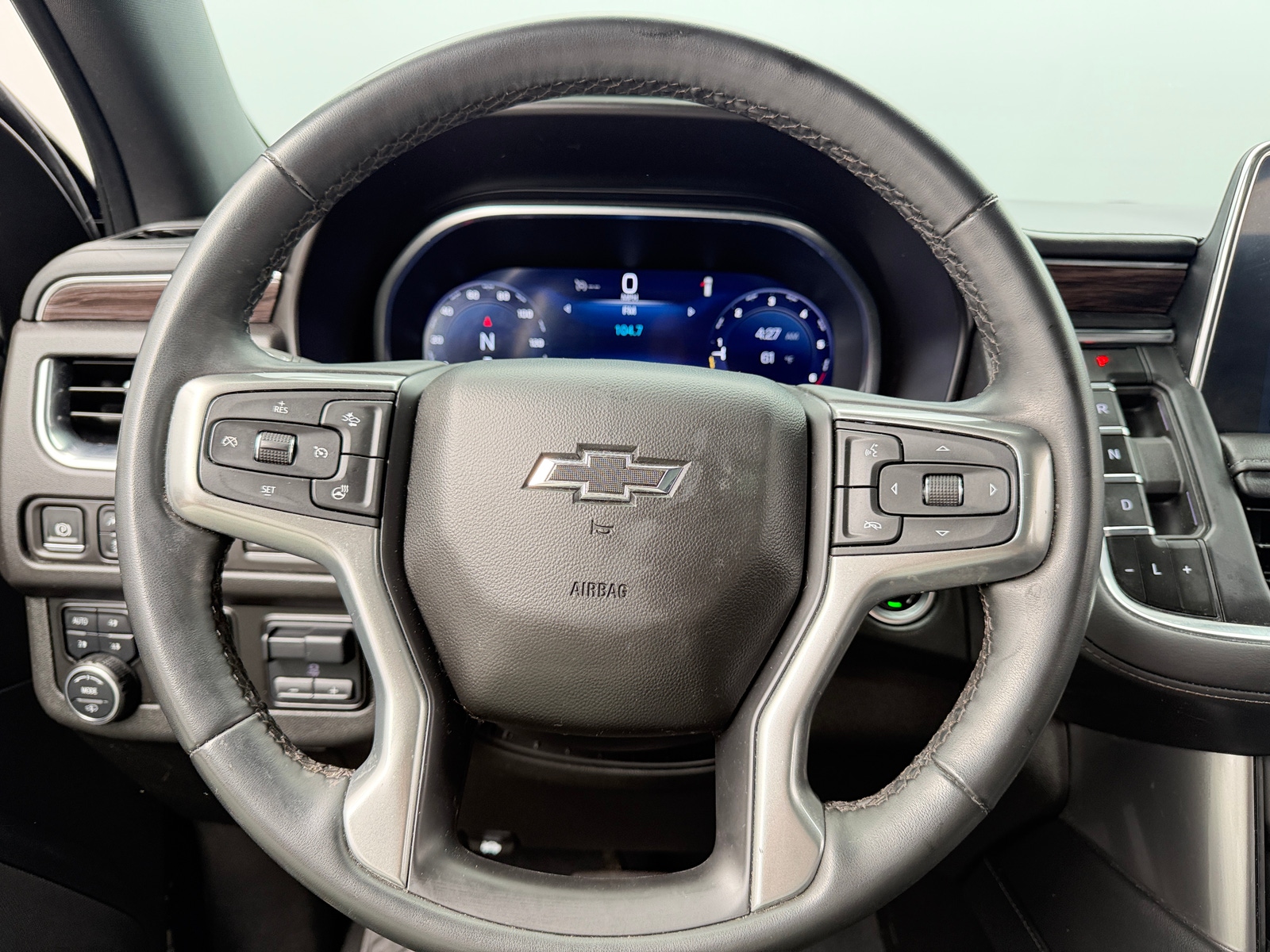 Thumbnail: 2024 Chevrolet Tahoe - 4