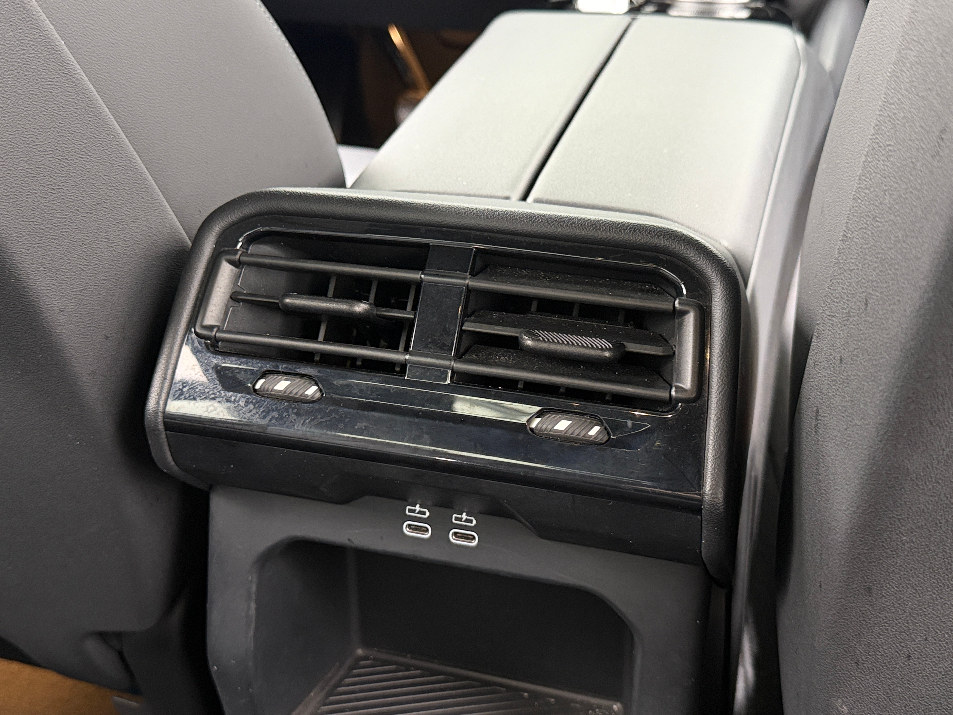 2024 BMW i5