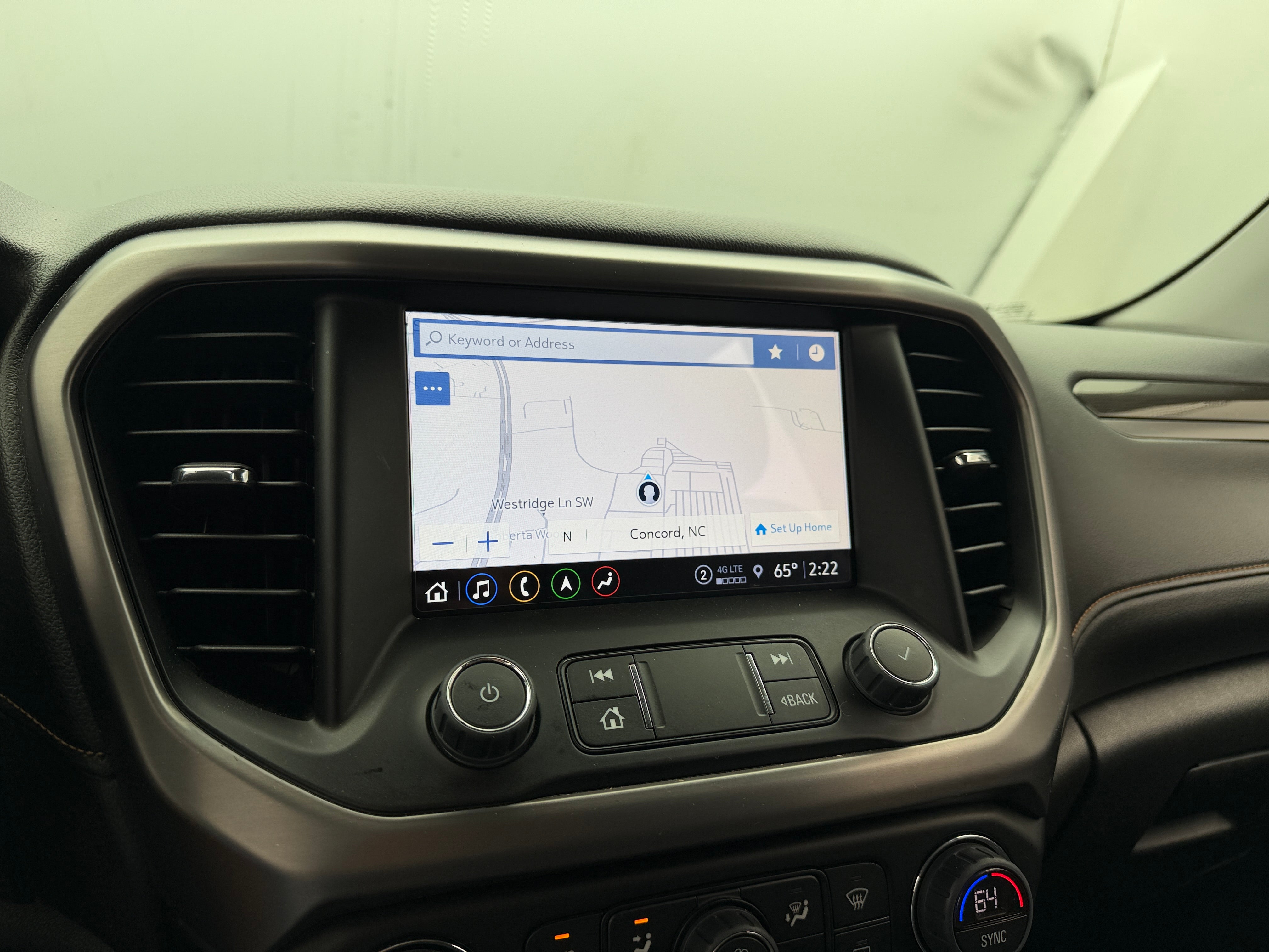 2023 GMC Acadia AT4 - Photo 18