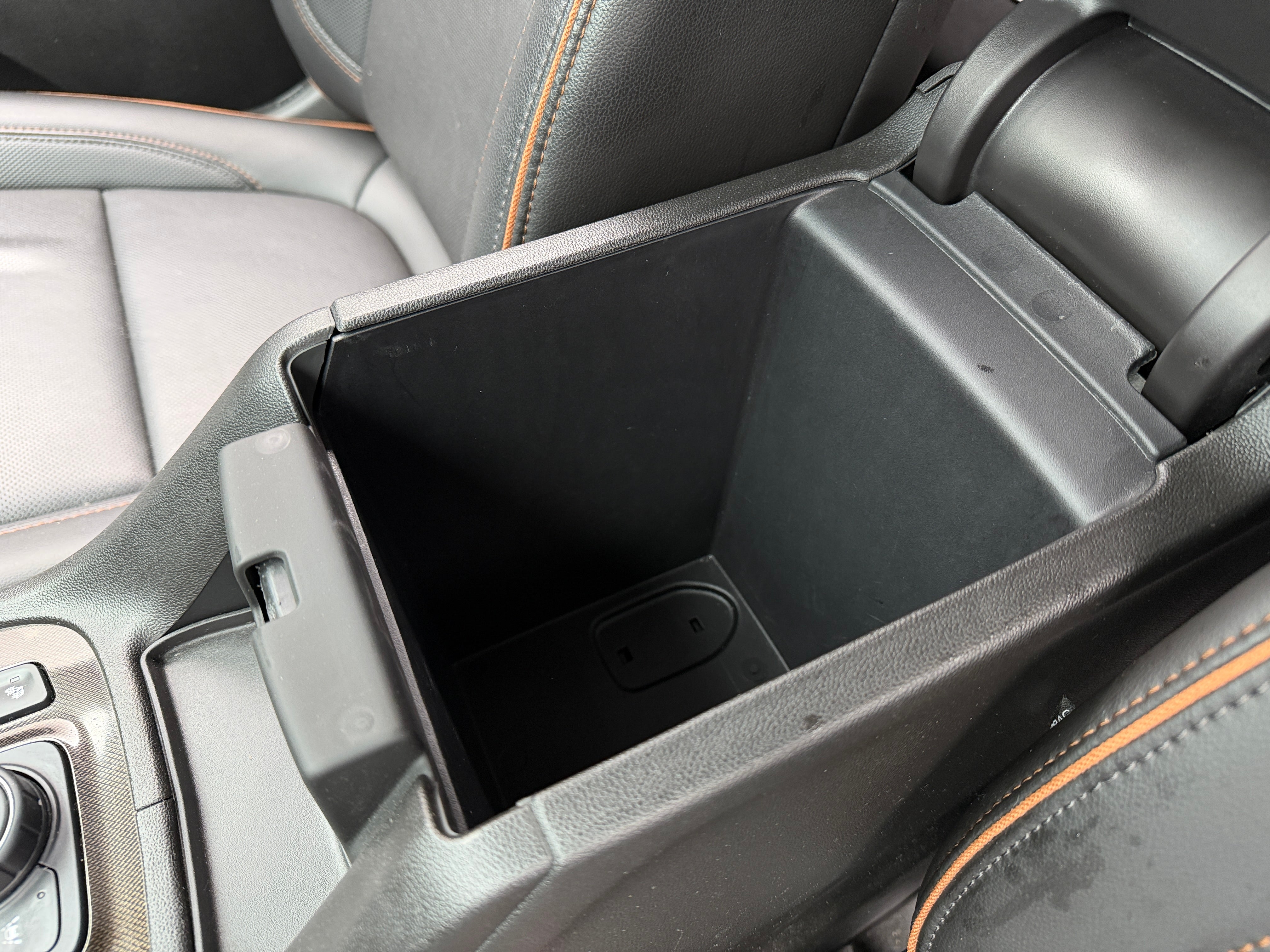 2023 GMC Acadia AT4 - Photo 12