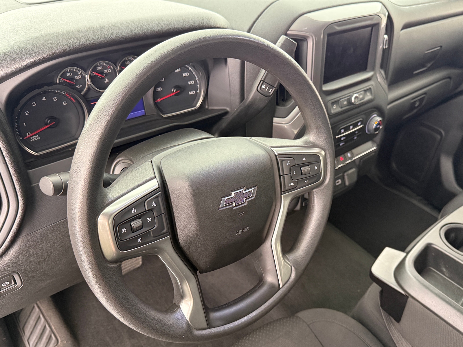 Thumbnail: 2021 Chevrolet Silverado 1500 - 5