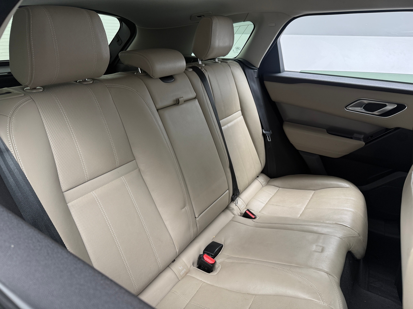 Thumbnail: 2020 Land Rover Range Rover Velar - 5