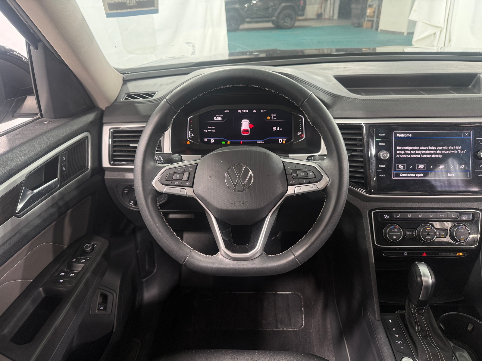 Thumbnail: 2023 Volkswagen Atlas - 5