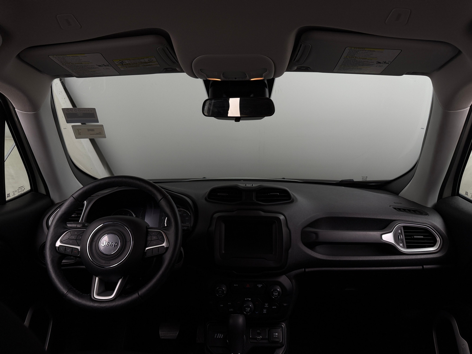 Thumbnail: 2019 Jeep Renegade - 3
